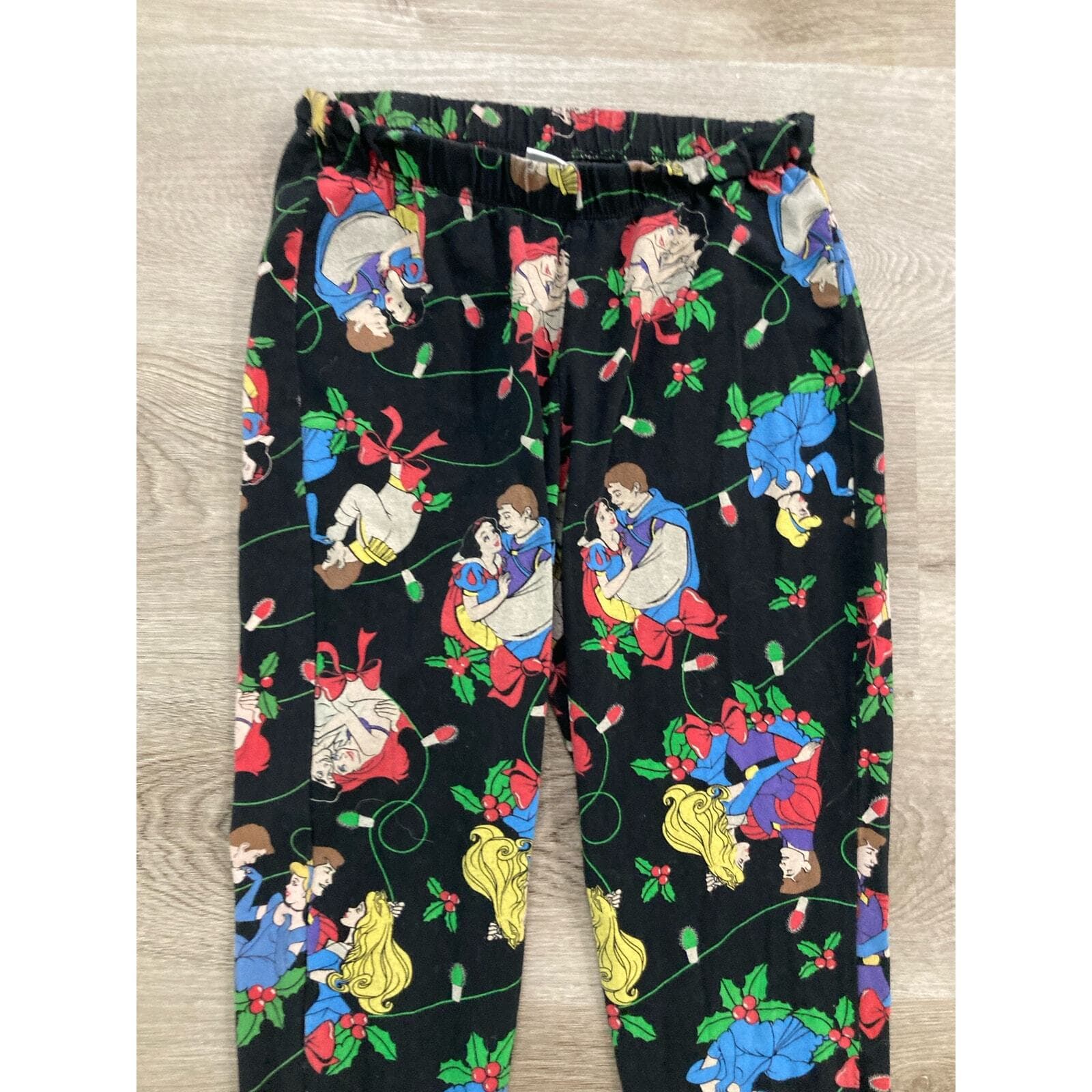 Disney Princess Womens Christmas Leggings XS Multicolor Holiday Winter Casual - Thumbnail 6