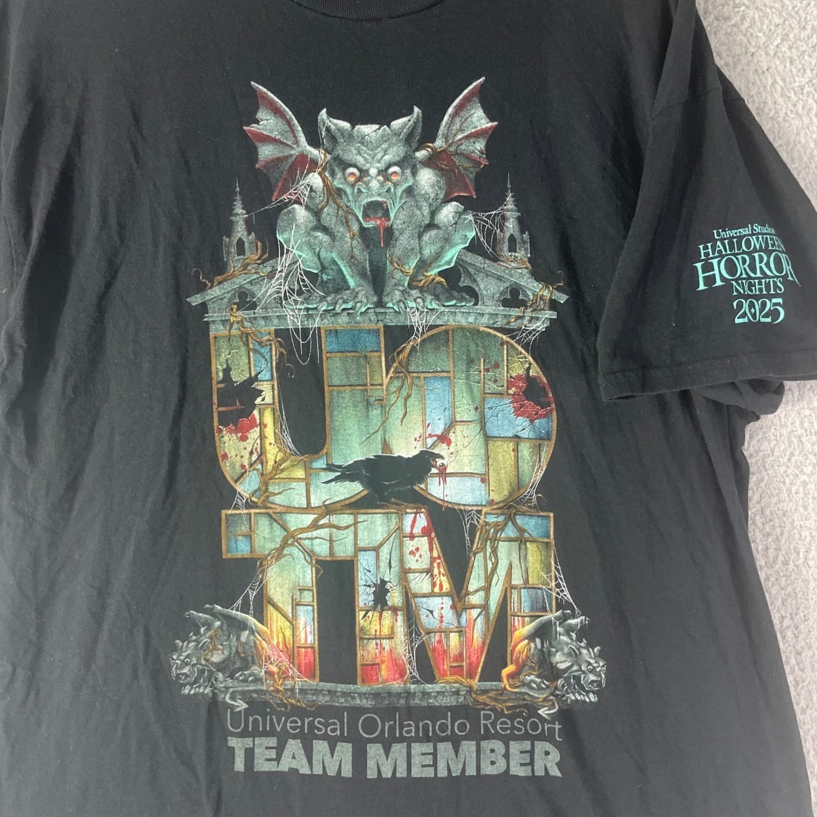 Halloween Horror Nights 2025 Shirt XL Universal Team Member HHN Black Tee - Thumbnail 4