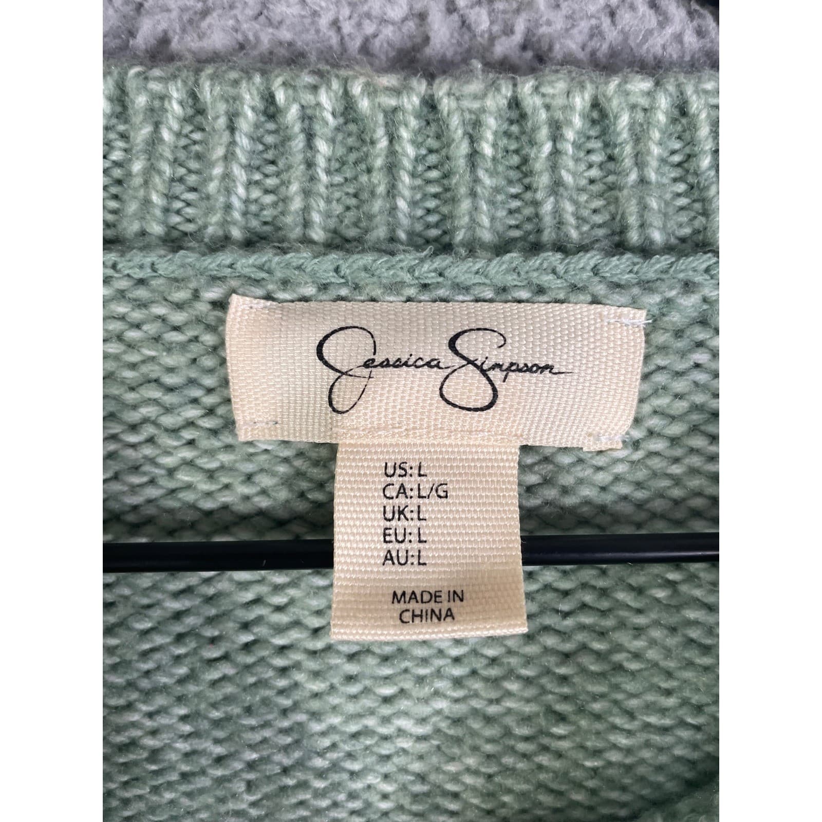 Jessica Simpson Cable Knit Cropped Sweater Sage Green Crew Neck Size Large - Thumbnail 3