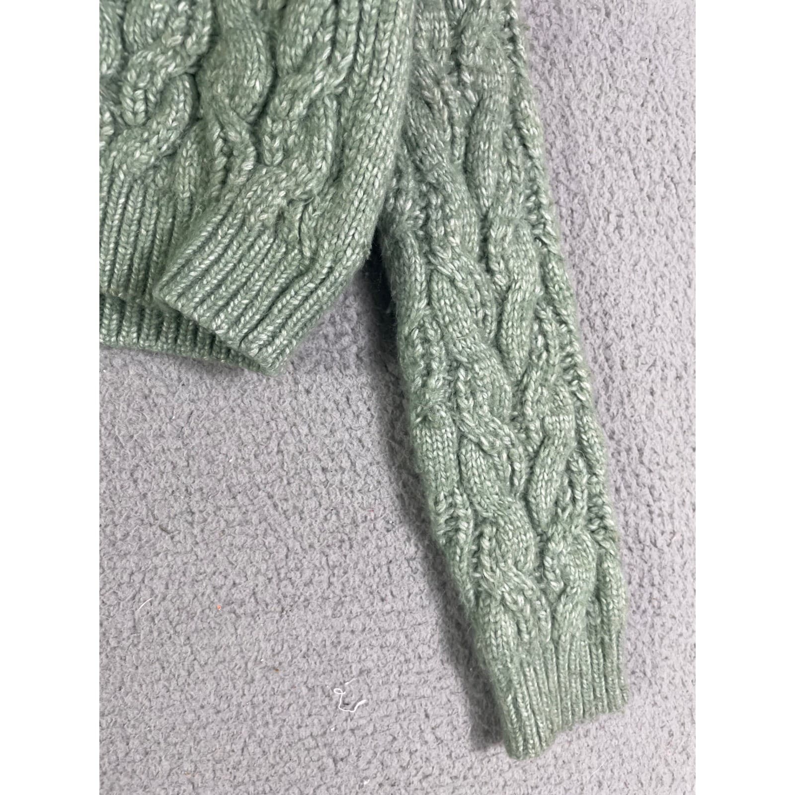 Jessica Simpson Cable Knit Cropped Sweater Sage Green Crew Neck Size Large - Thumbnail 9