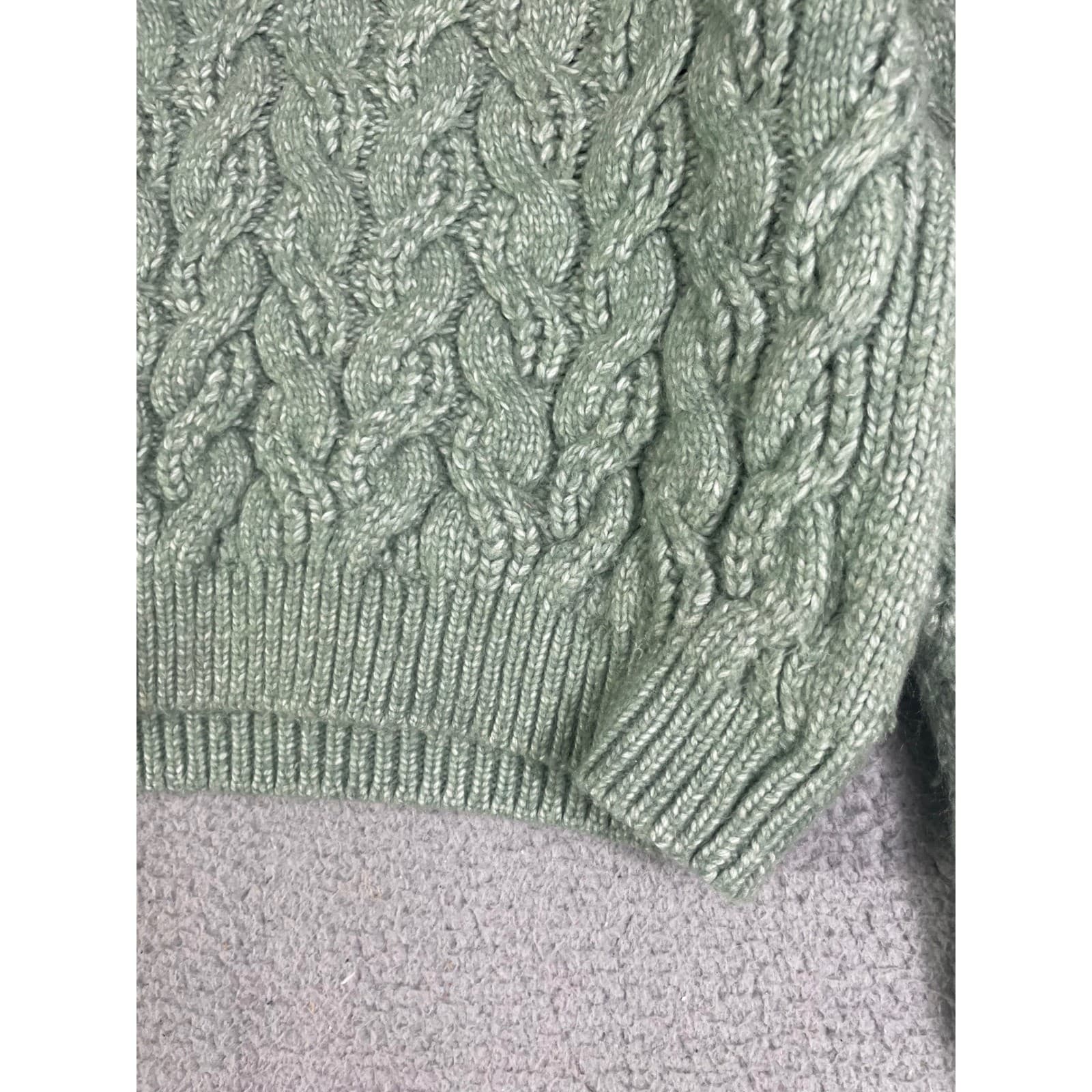 Jessica Simpson Cable Knit Cropped Sweater Sage Green Crew Neck Size Large - Thumbnail 10