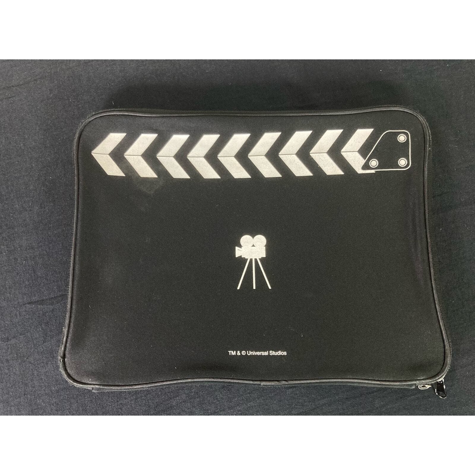 Universal Studios Singapore Movie Clapboard Laptop Sleeve Zipper Pouch Case - Thumbnail 13