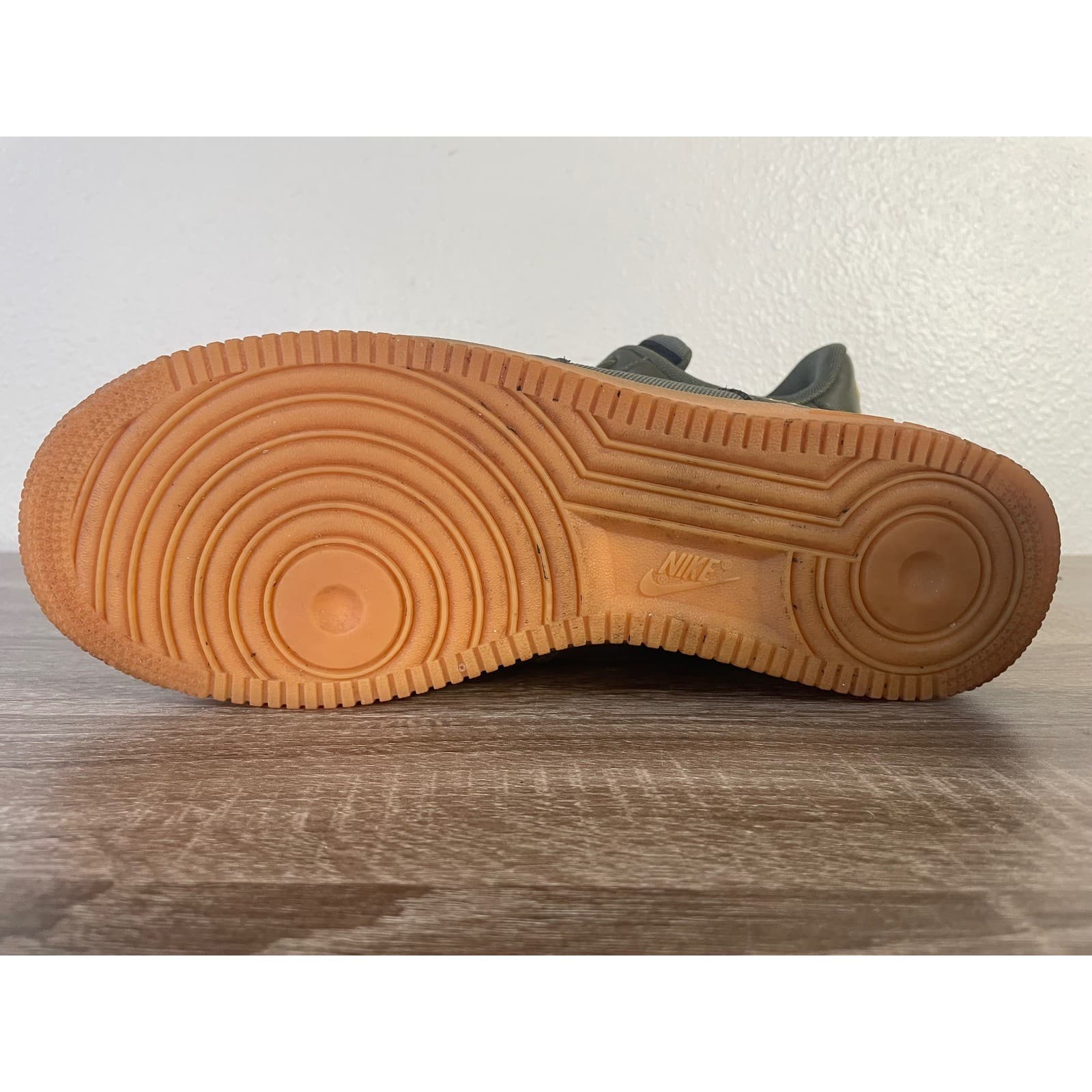 Nike Air Force 1 Low Gore-Tex Mens 11.5 Medium Olive Gum CK2630-200 AF1 - Thumbnail 4