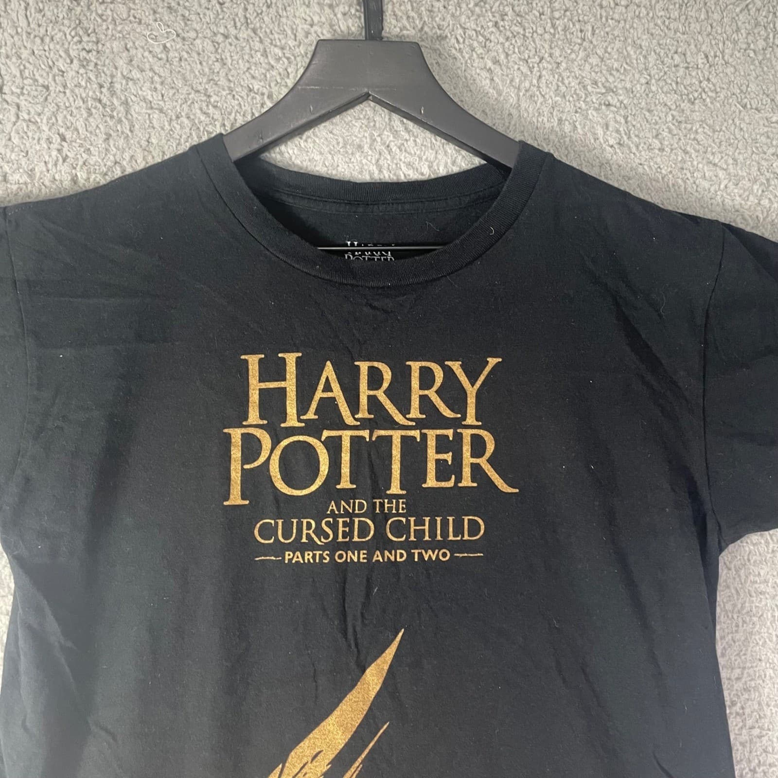 Harry Potter Cursed Child Shirt XS Broadway New York Parts One Two Gold Feather - Thumbnail 4
