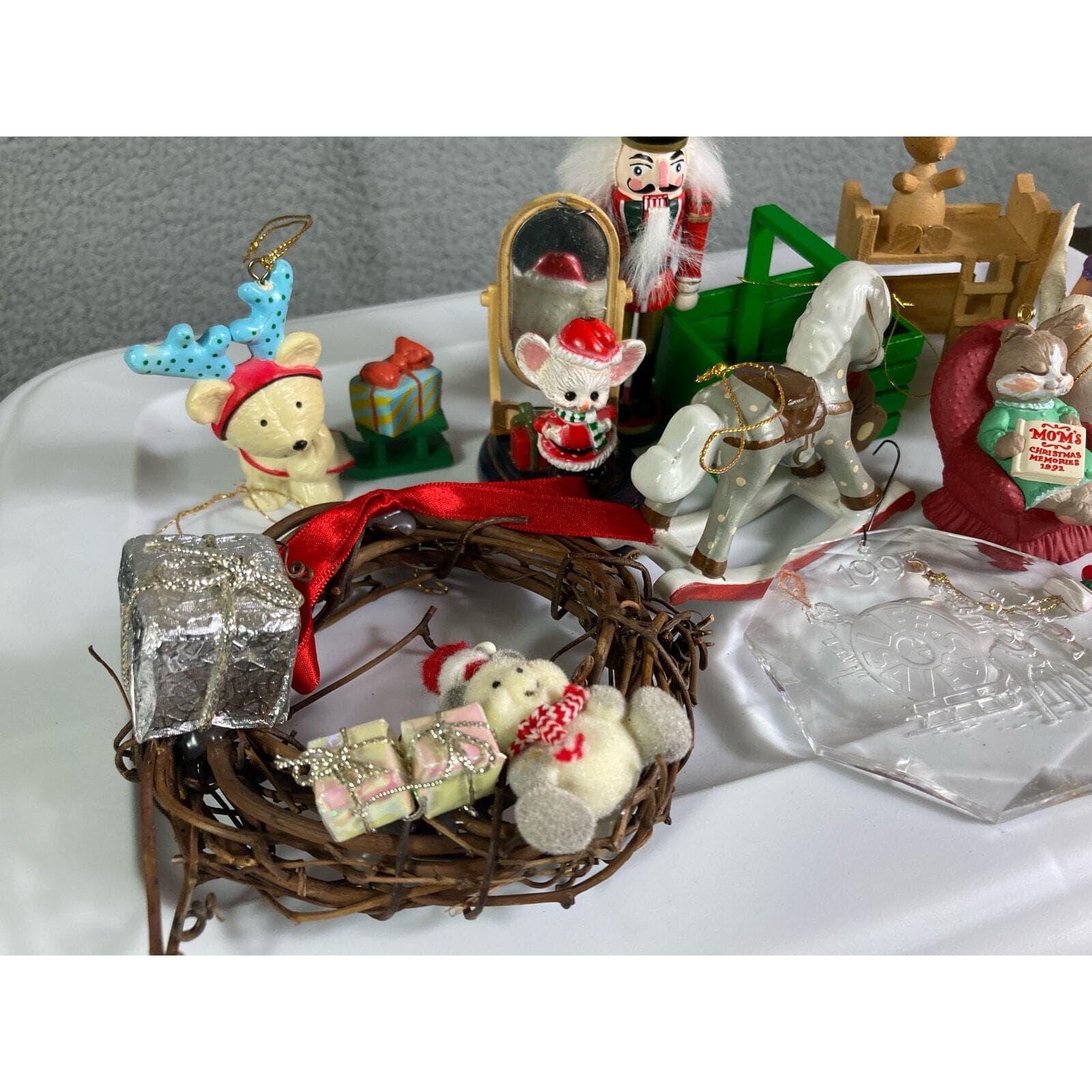 Vintage Christmas Ornaments Set of 2 Holiday Tree Decor Collectible Home Gift - Thumbnail 3