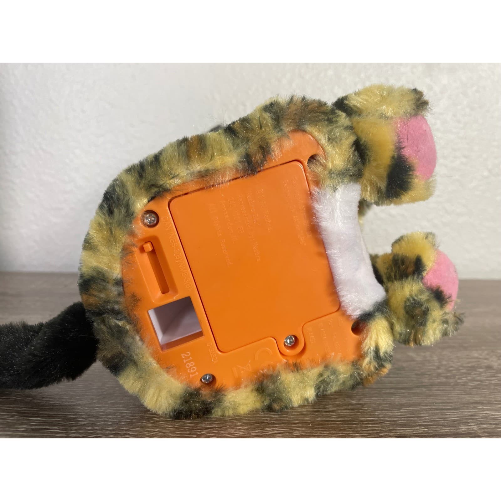 Hasbro FurReal Friends Leopard Cub Interactive Plush Toy Lil' Wilds Lolly - Thumbnail 10