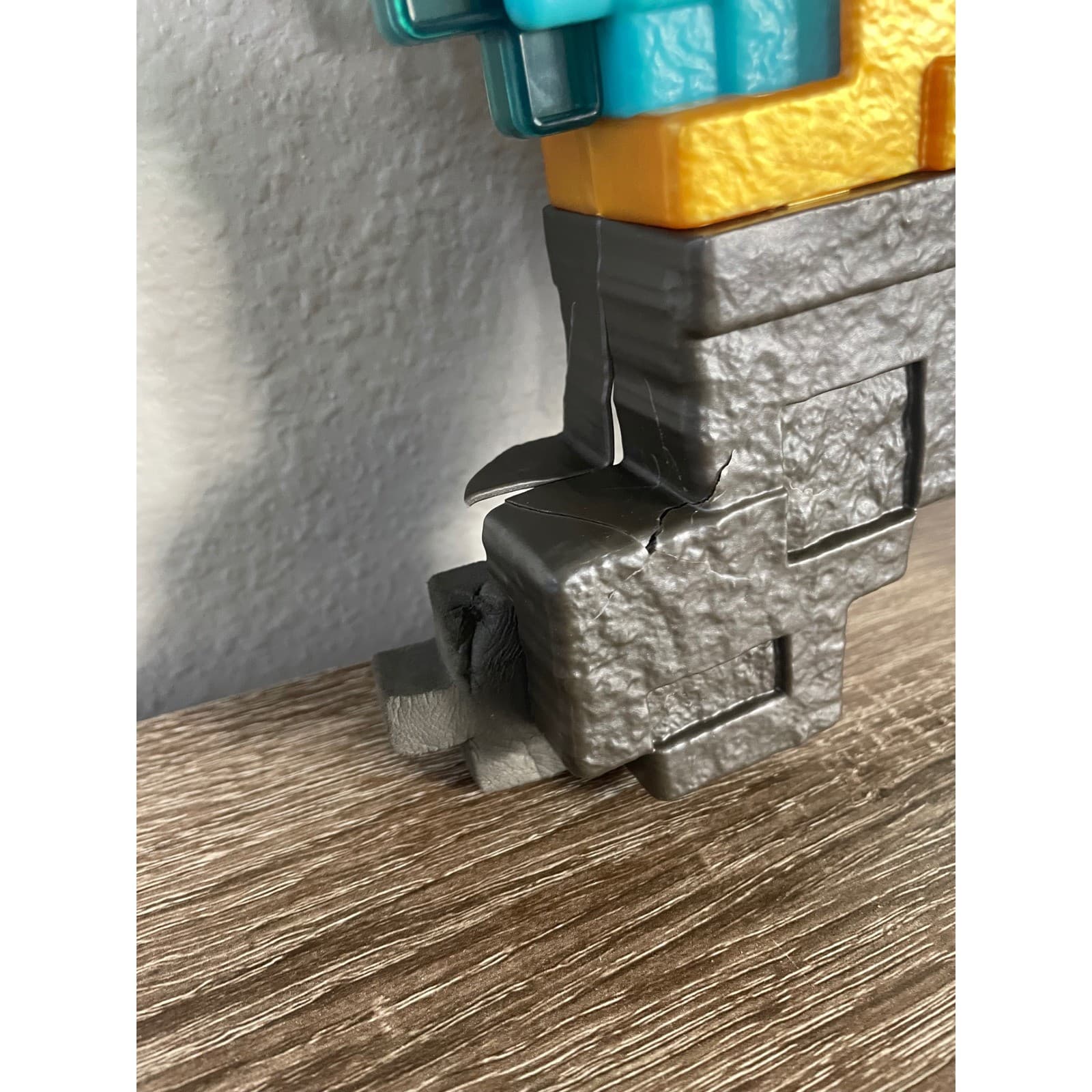Minecraft Diamond Sword Pickaxe Transforming Toy Mattel 2 in 1 Role Play - Thumbnail 9