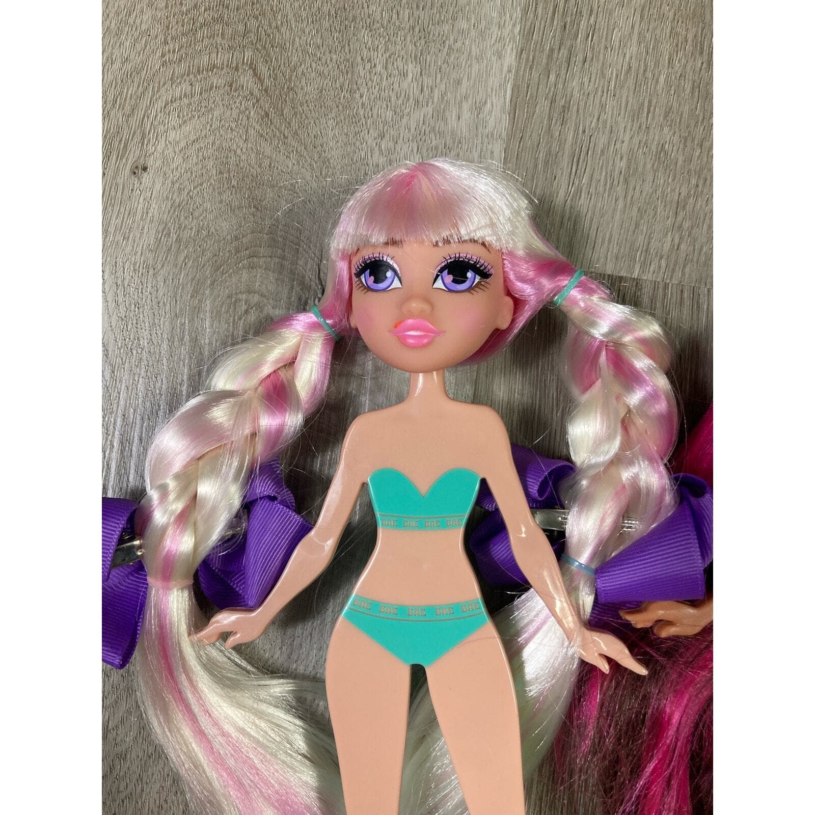 Just Play Fashion Dolls Set of 2 OLO Industries 10" Brushable Hair 2022 Toy Gift - Thumbnail 3
