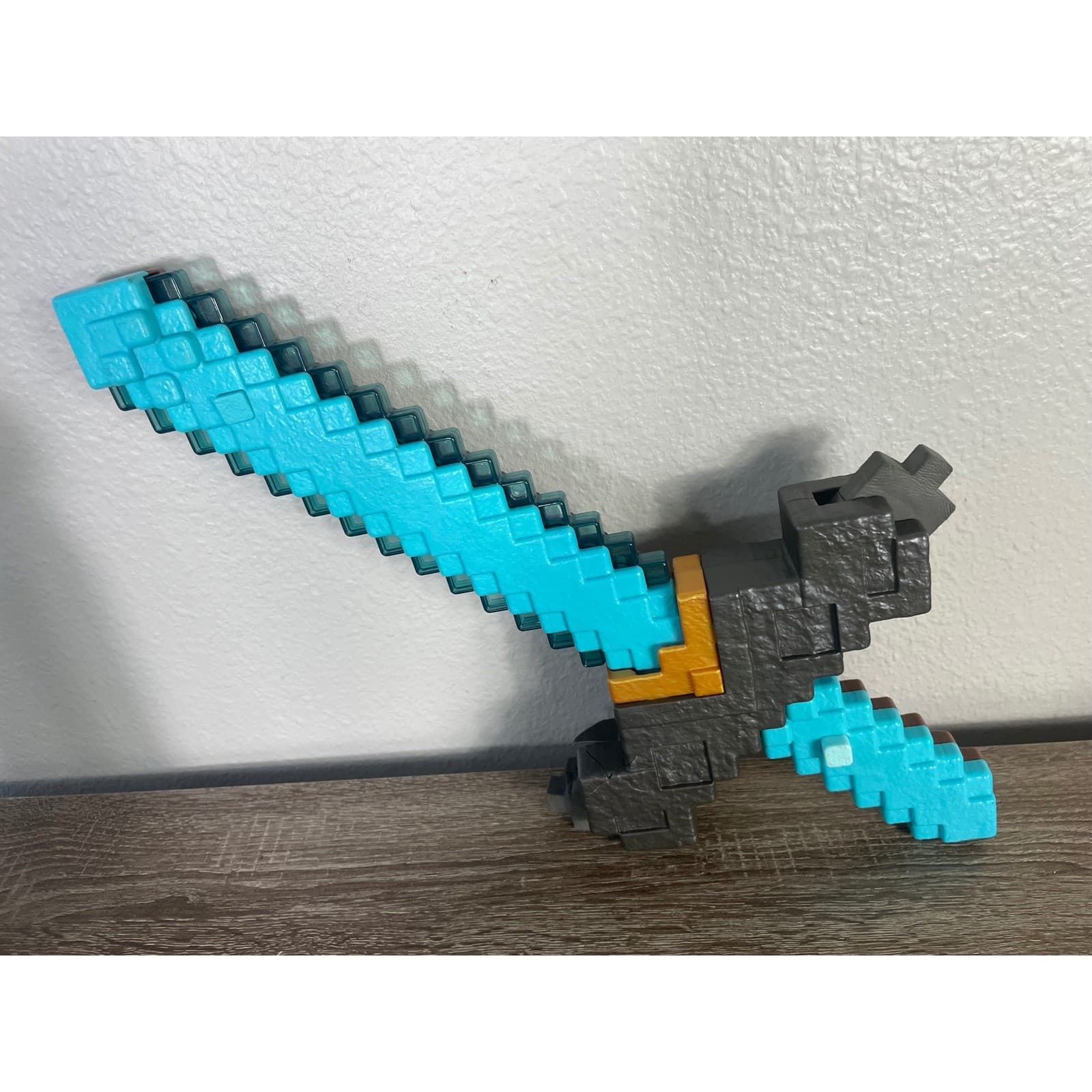 Minecraft Diamond Sword Pickaxe Transforming Toy Mattel 2 in 1 Role Play - Thumbnail 5