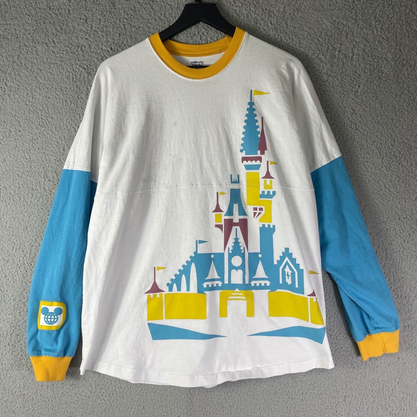 Disney Vault Collection Spirit Jersey Castle Graphic Retro WDW Adult L Top - Thumbnail 4