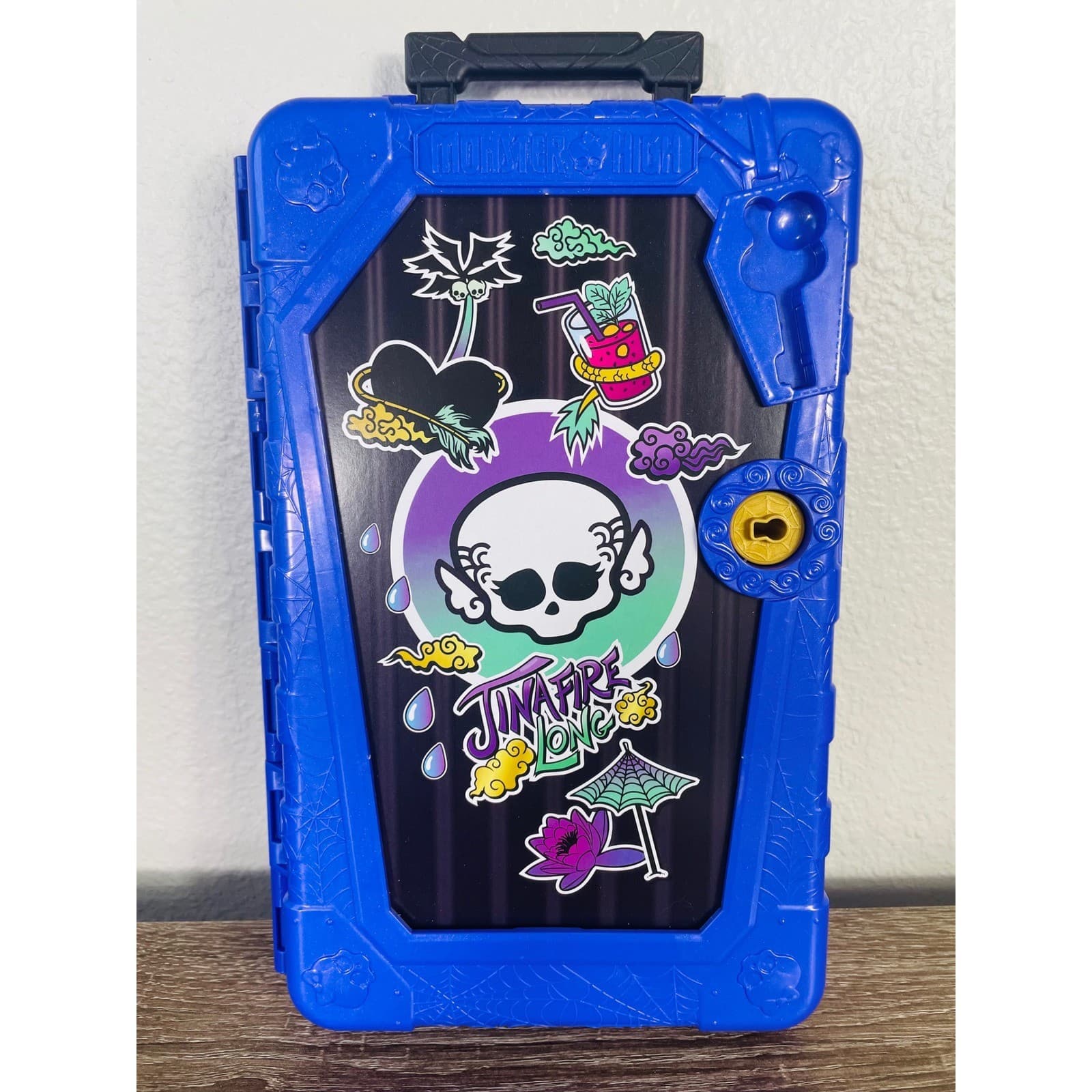 Monster High Skulltimate Case Series 7 Gore-geous Oasis Jinafire Long Blue Case - Thumbnail 3