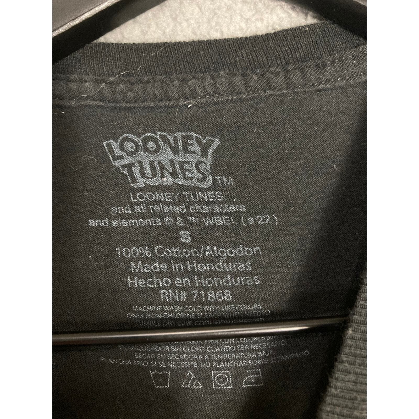Looney Tunes Graphic Tee Unisex Black Shirt Size M Bugs Bunny Daffy Duck Taz - Thumbnail 2