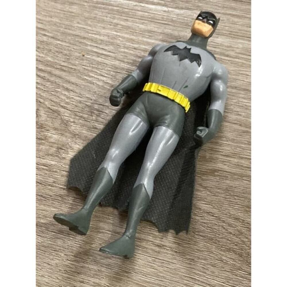 Batman Bendable Posable Action Figure 6" DC Comics Justice League - Thumbnail 4