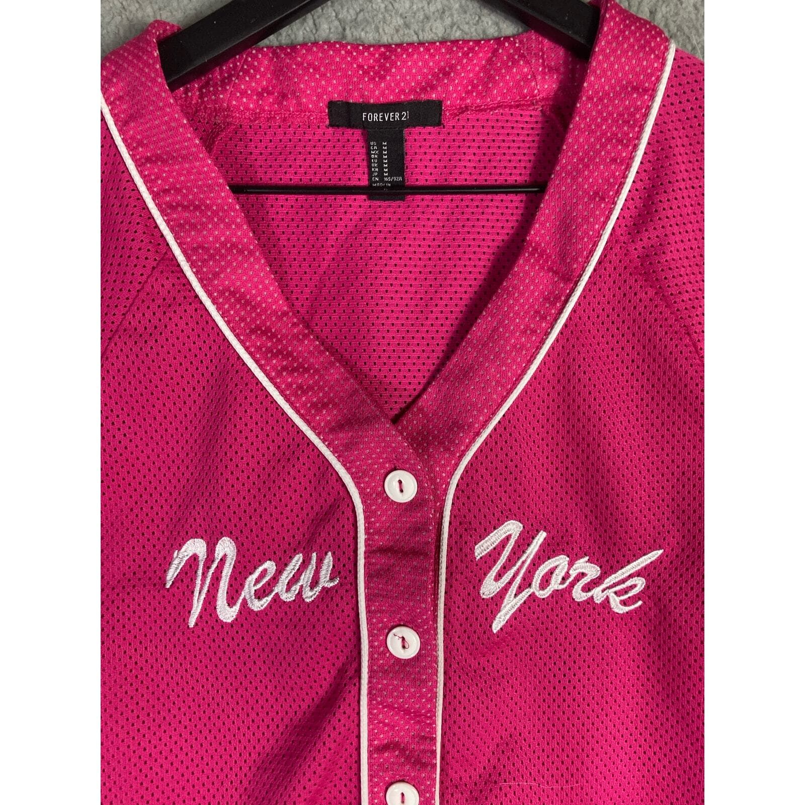 Forever 21 Women's Pink V-Neck New York Graphic Jersey Top M - Thumbnail 5