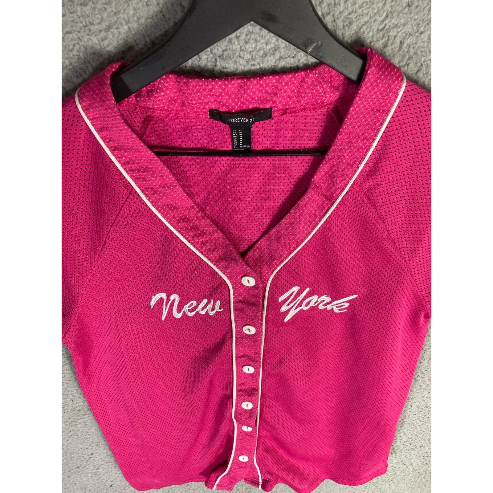 Forever 21 Women's Pink V-Neck New York Graphic Jersey Top M - Thumbnail 4