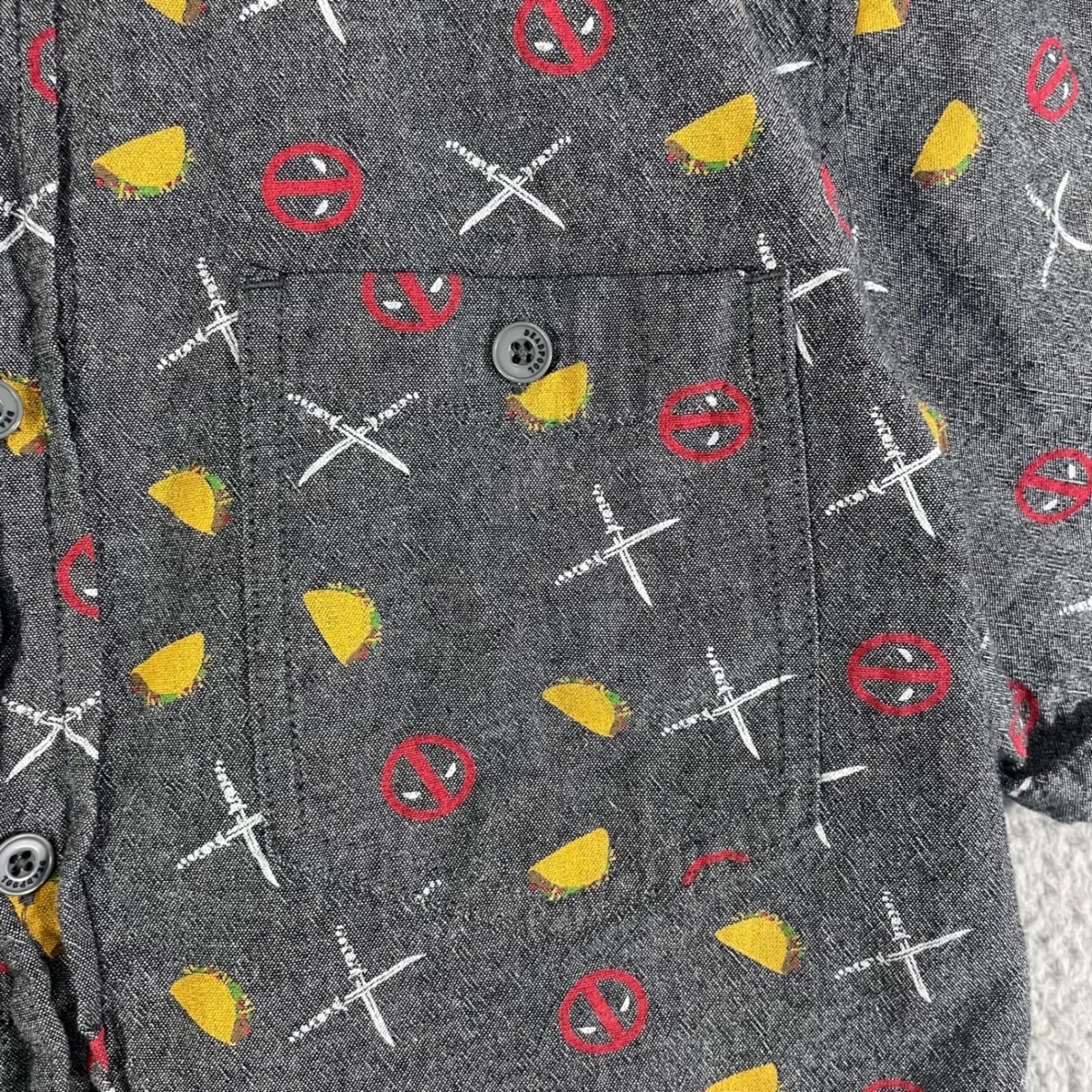 Marvel Deadpool Mens Large Short Sleeve Button Down Shirt Charcoal Grey Tacos - Thumbnail 11