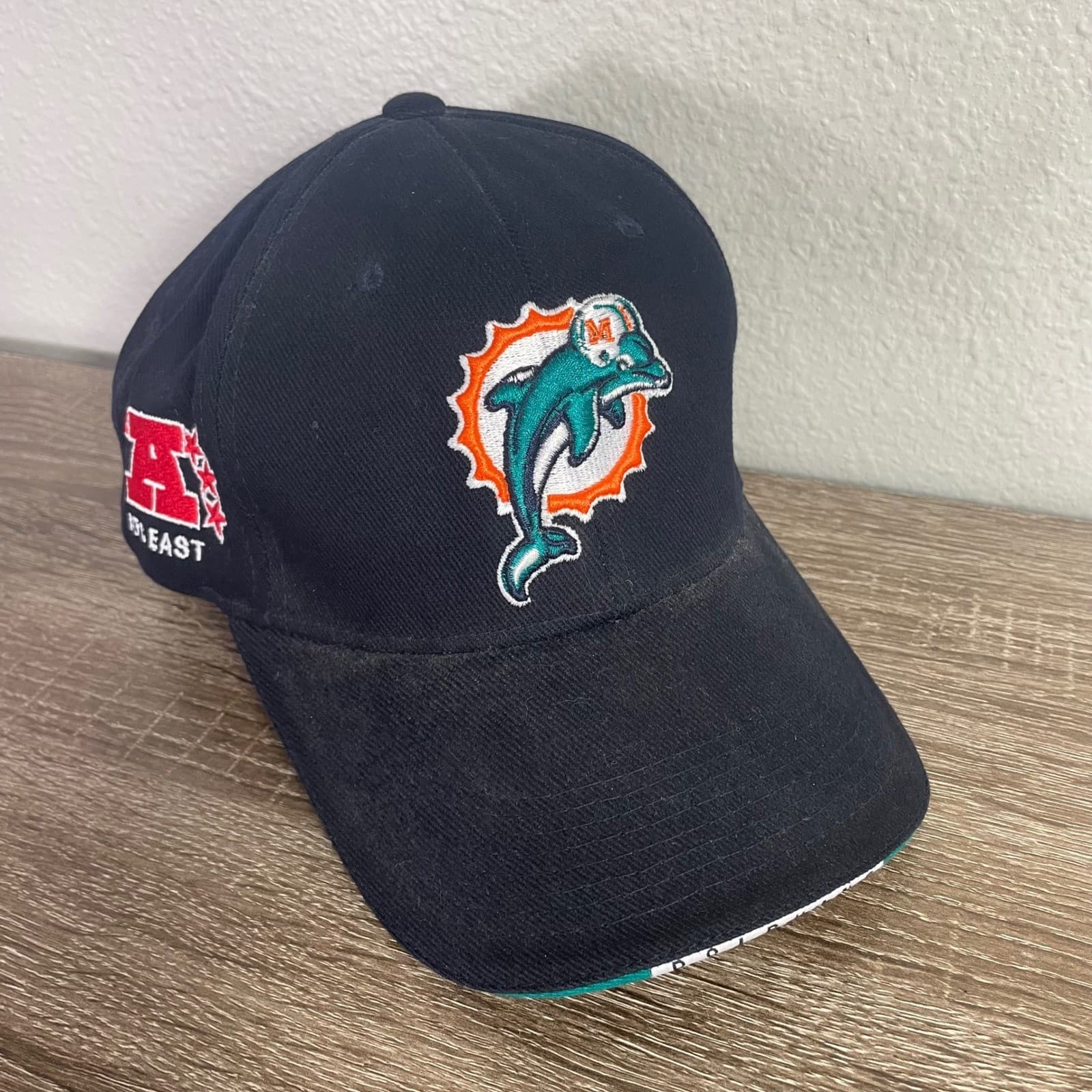 Reebok Miami Dolphins Hat Mens Black AFC East Embroidered Adjustable NFL Cap - Thumbnail 5