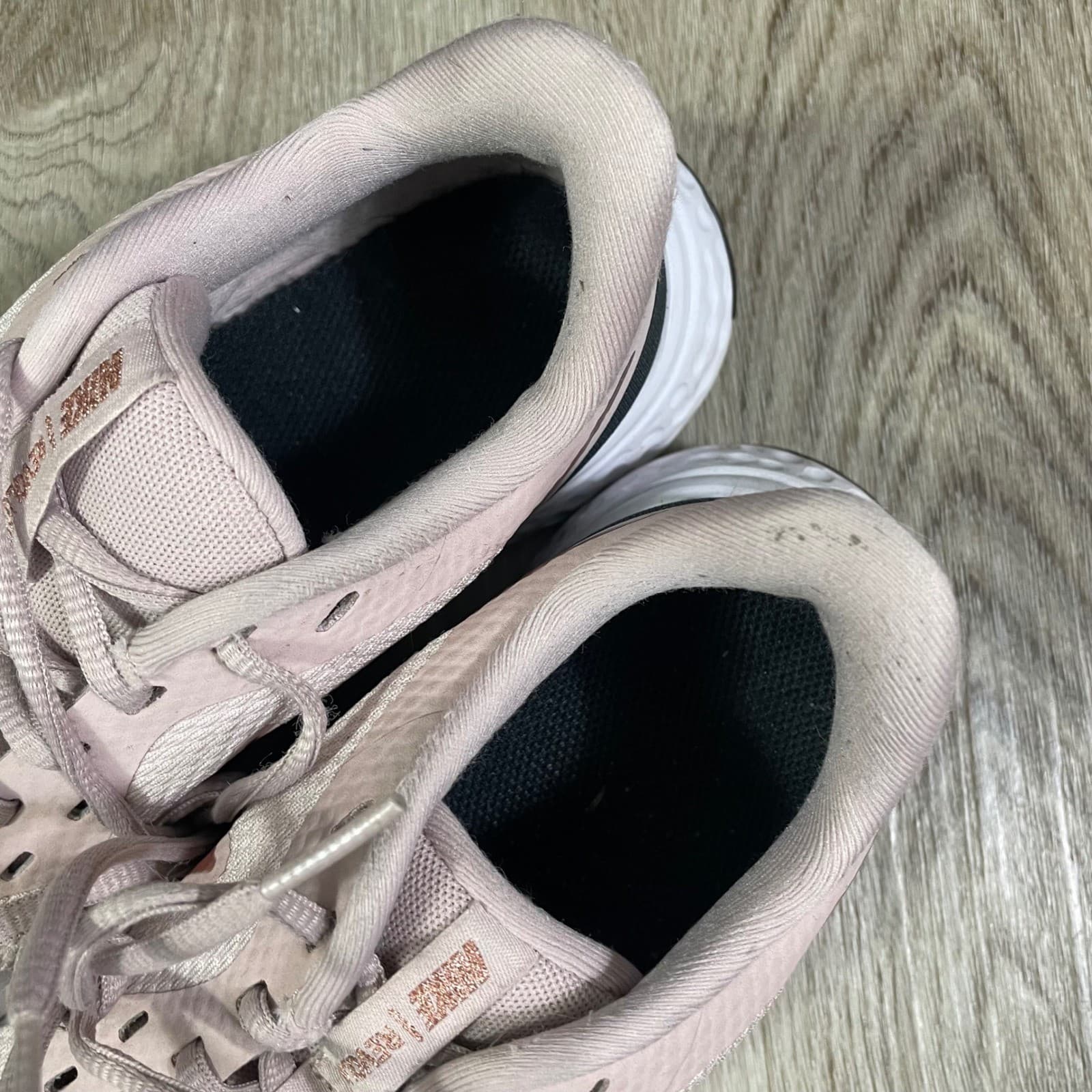 Nike Revolution Running Shoes Women's 7 Blush Pink Lightweight Cushioned - Thumbnail 7