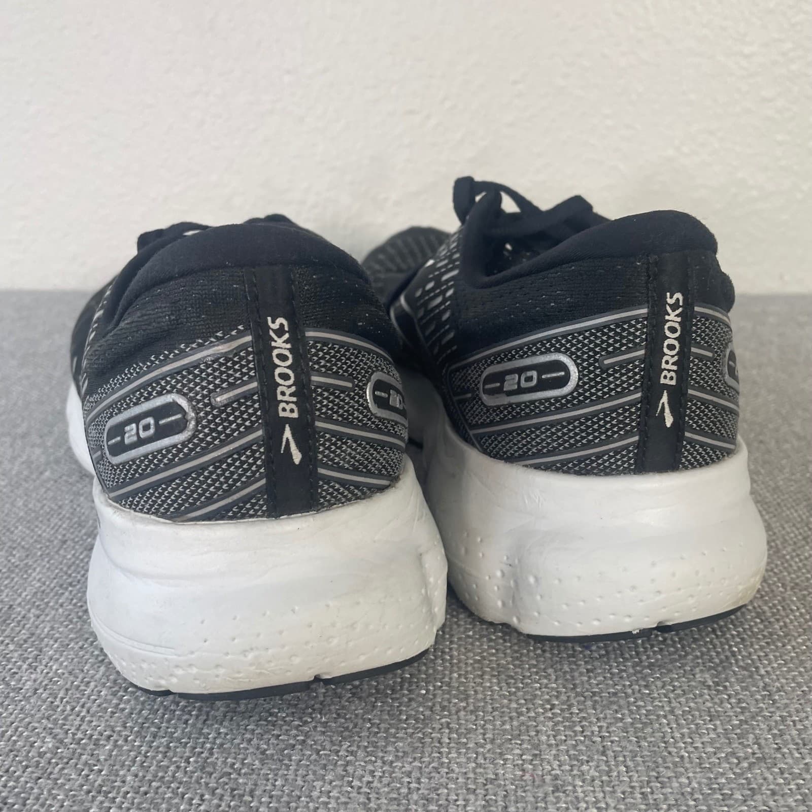 Brooks Glycerin 20 Mens 10.5 2E Wide Running Shoes Black White Sneakers Gym - Thumbnail 9