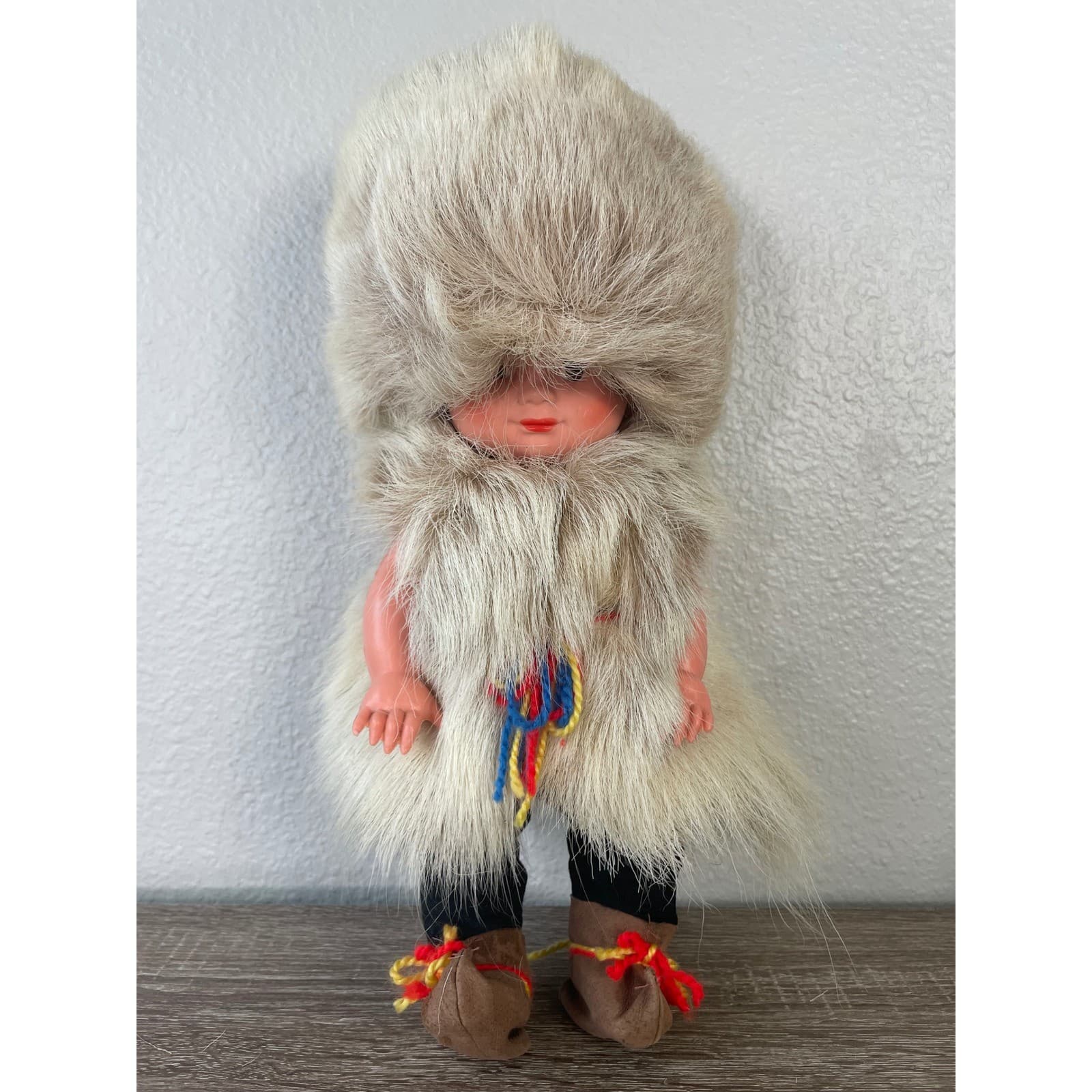 Vintage Sami Arctic Doll 15 Inuit Alaska Fur Outfit Native Souvenir Figure - Thumbnail 3
