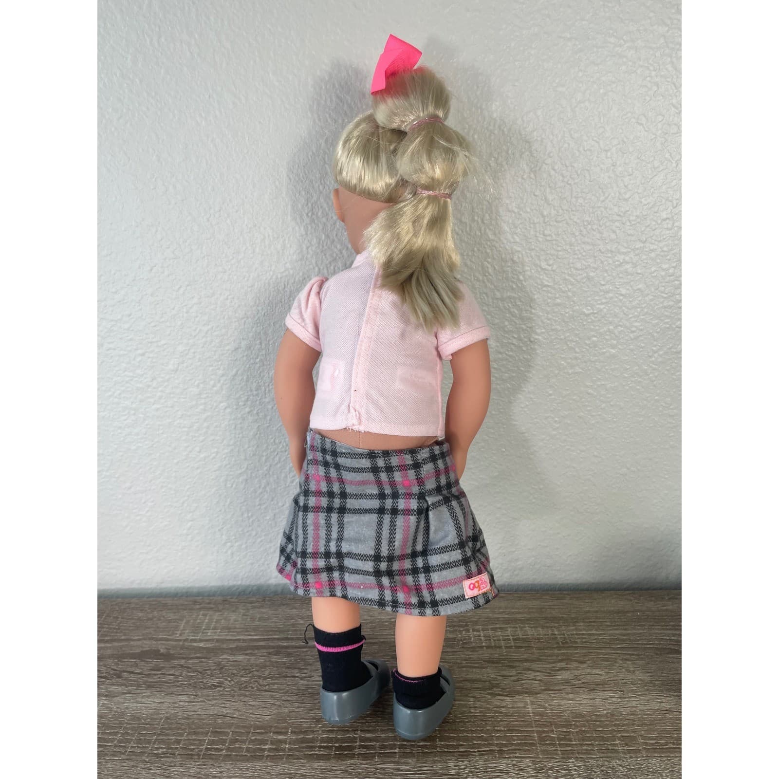 Our Generation Hally 18 inch School Doll Blonde Hair Blue Eyes Pink Polo Outfit - Thumbnail 7