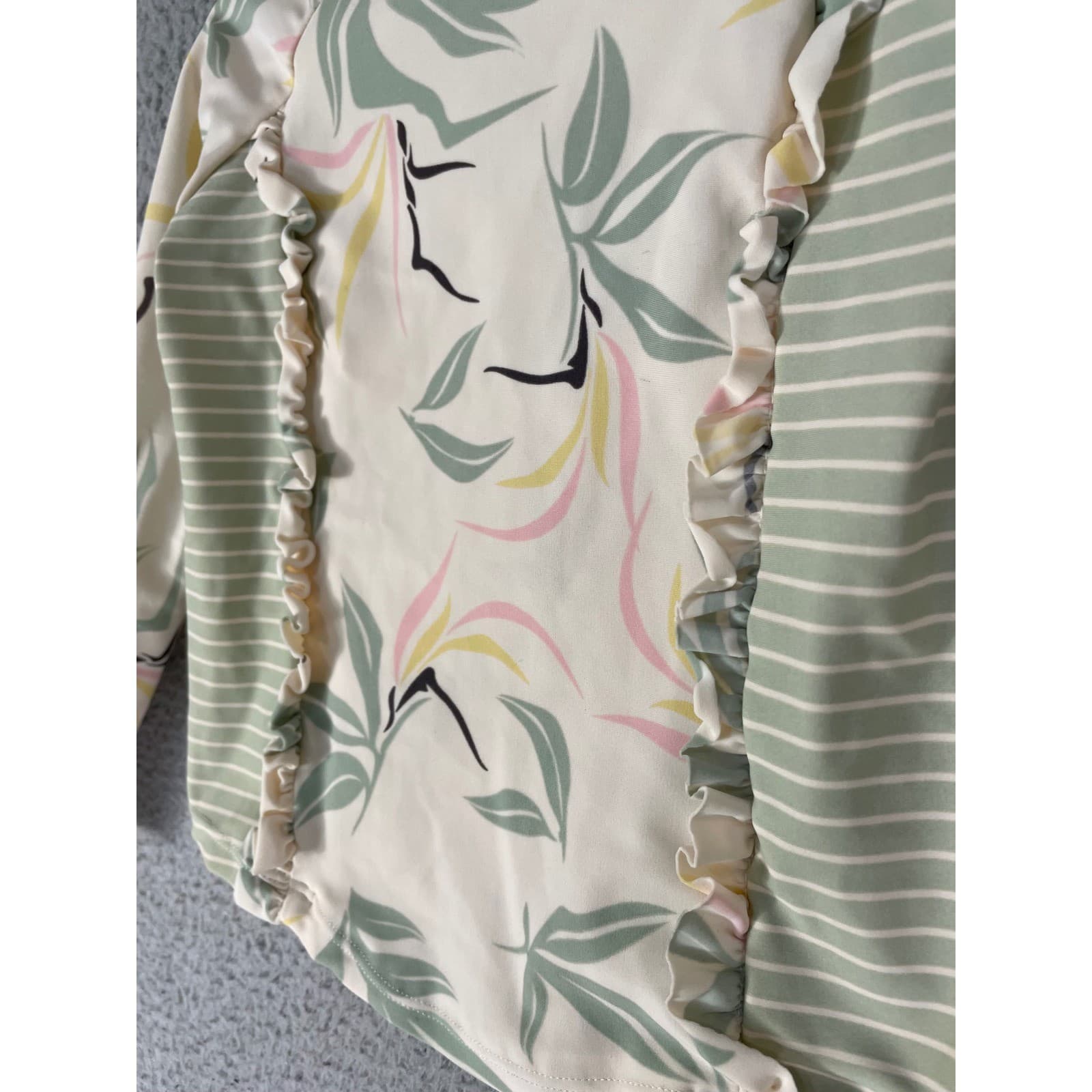 Jessica Simpson Girls 3T Floral Print Long Sleeve Rash Guard Swim Top Beach - Thumbnail 10