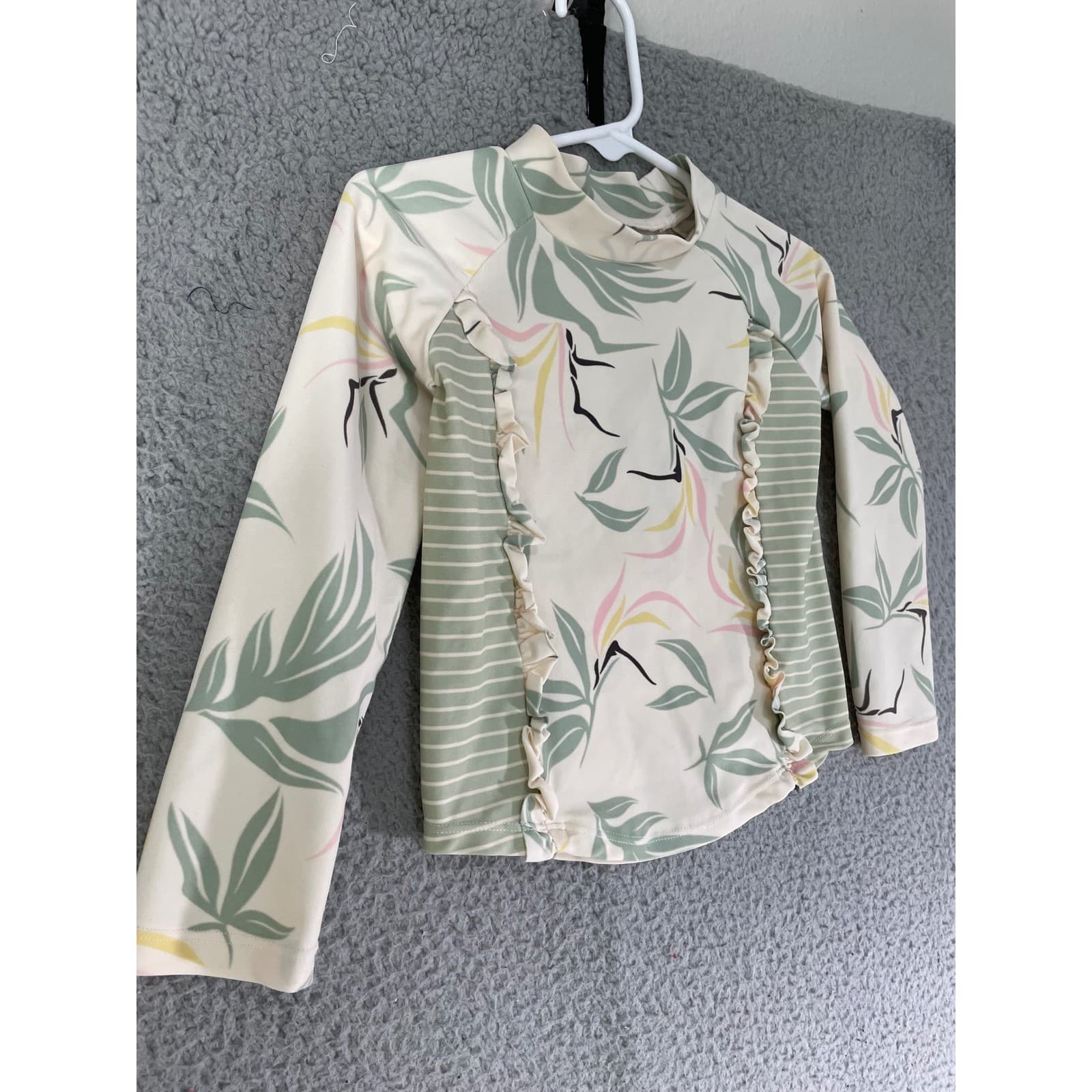 Jessica Simpson Girls 3T Floral Print Long Sleeve Rash Guard Swim Top Beach - Thumbnail 9
