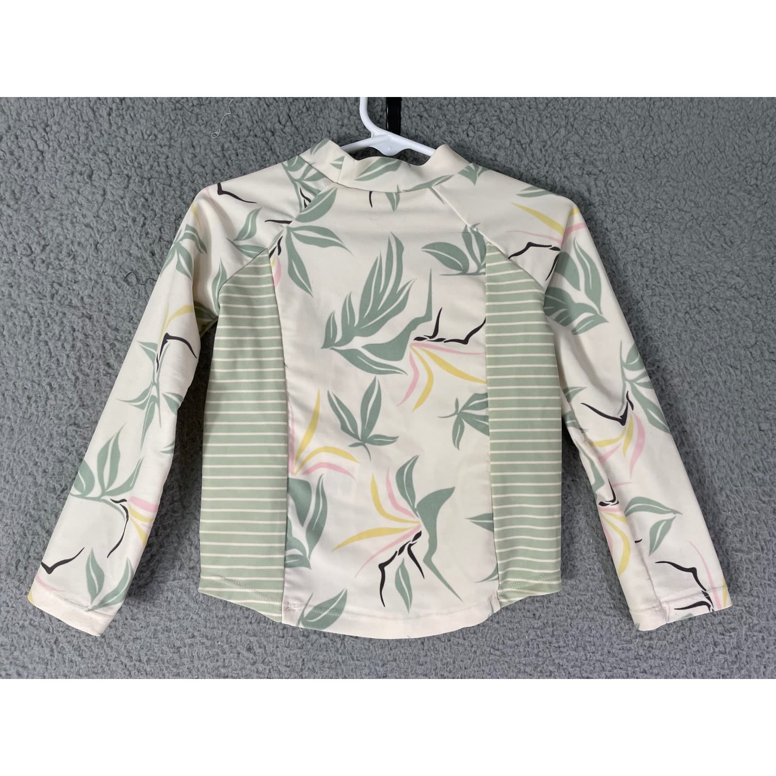 Jessica Simpson Girls 3T Floral Print Long Sleeve Rash Guard Swim Top Beach - Thumbnail 7