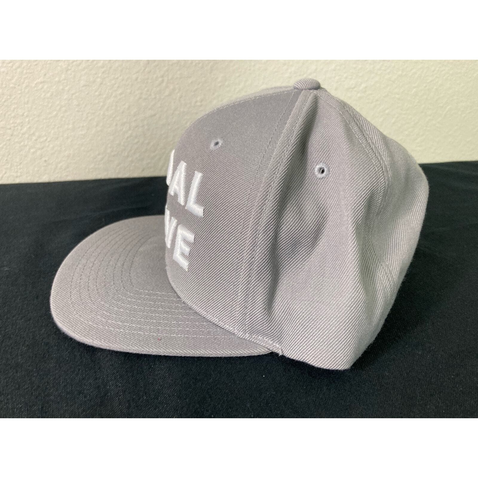 Tidal Cove Waterpark Hat Gray Snapback Adjustable Flat Brim Resort Cap - Thumbnail 7