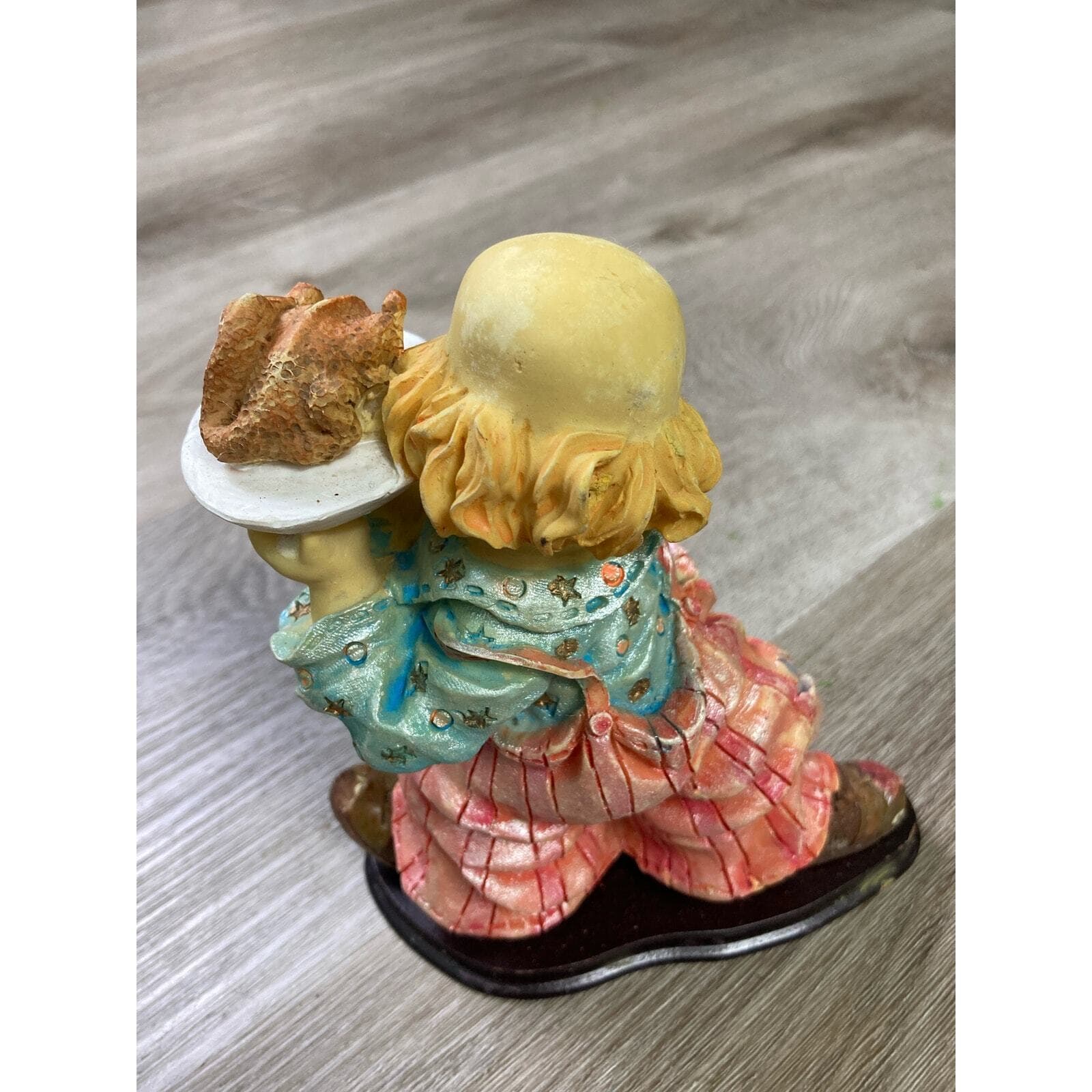 Vintage Hand Painted Clown Figurine with Dog and Ice Cream 7" Multicolor - Thumbnail 7