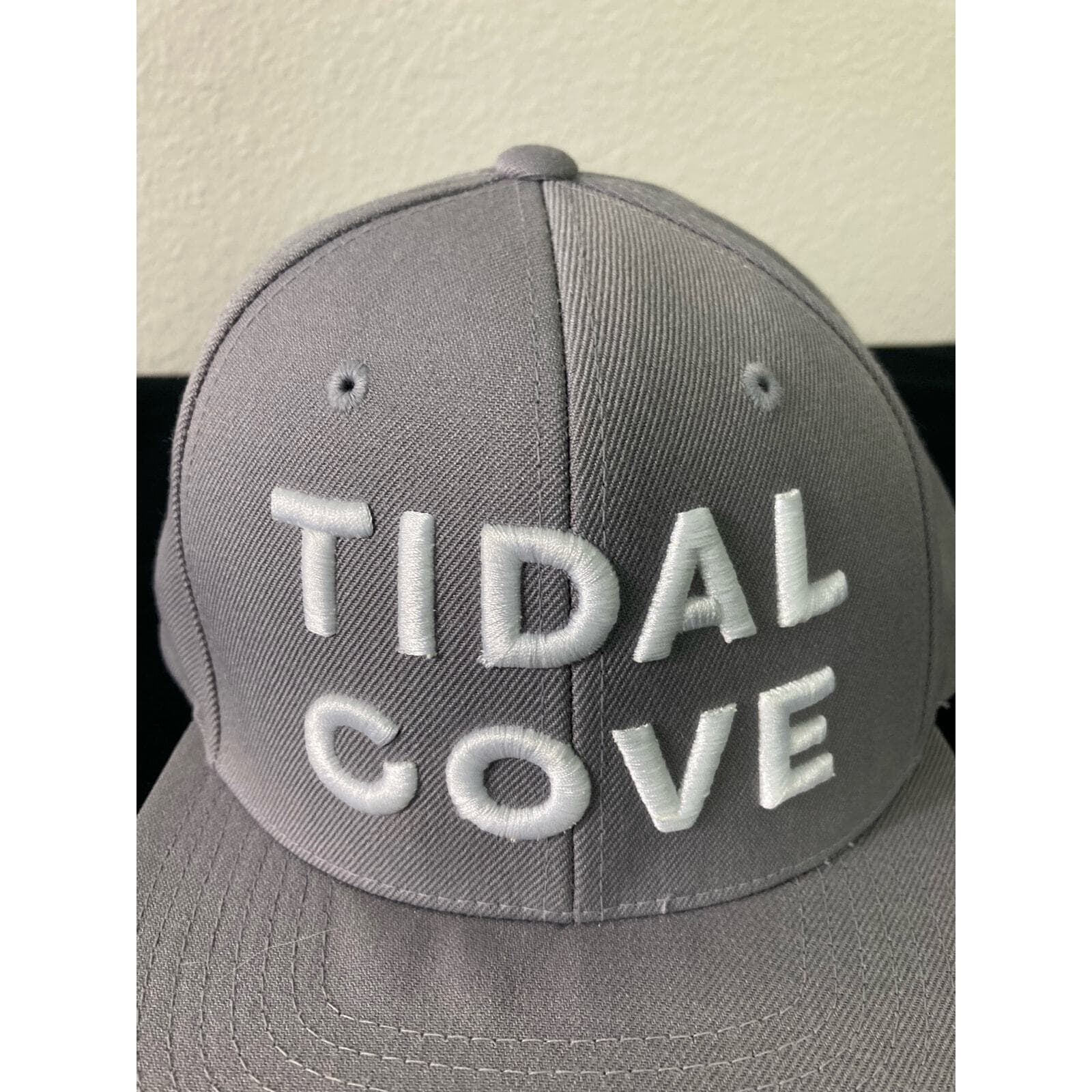 Tidal Cove Waterpark Hat Gray Snapback Adjustable Flat Brim Resort Cap - Thumbnail 9