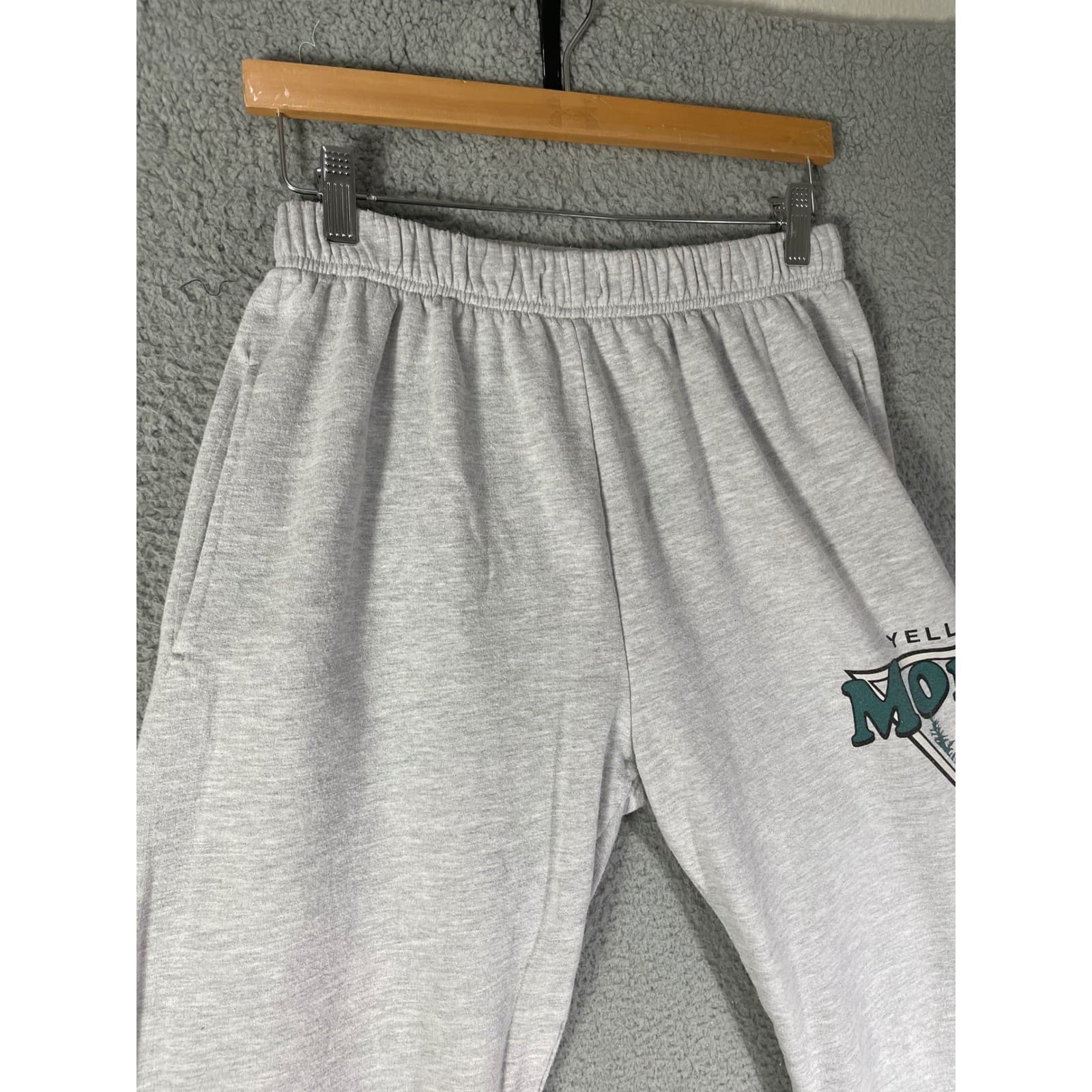 Yellowstone Montana Sweatpants Gray Bootcut Graphic Lounge Pants Western USA - Thumbnail 7
