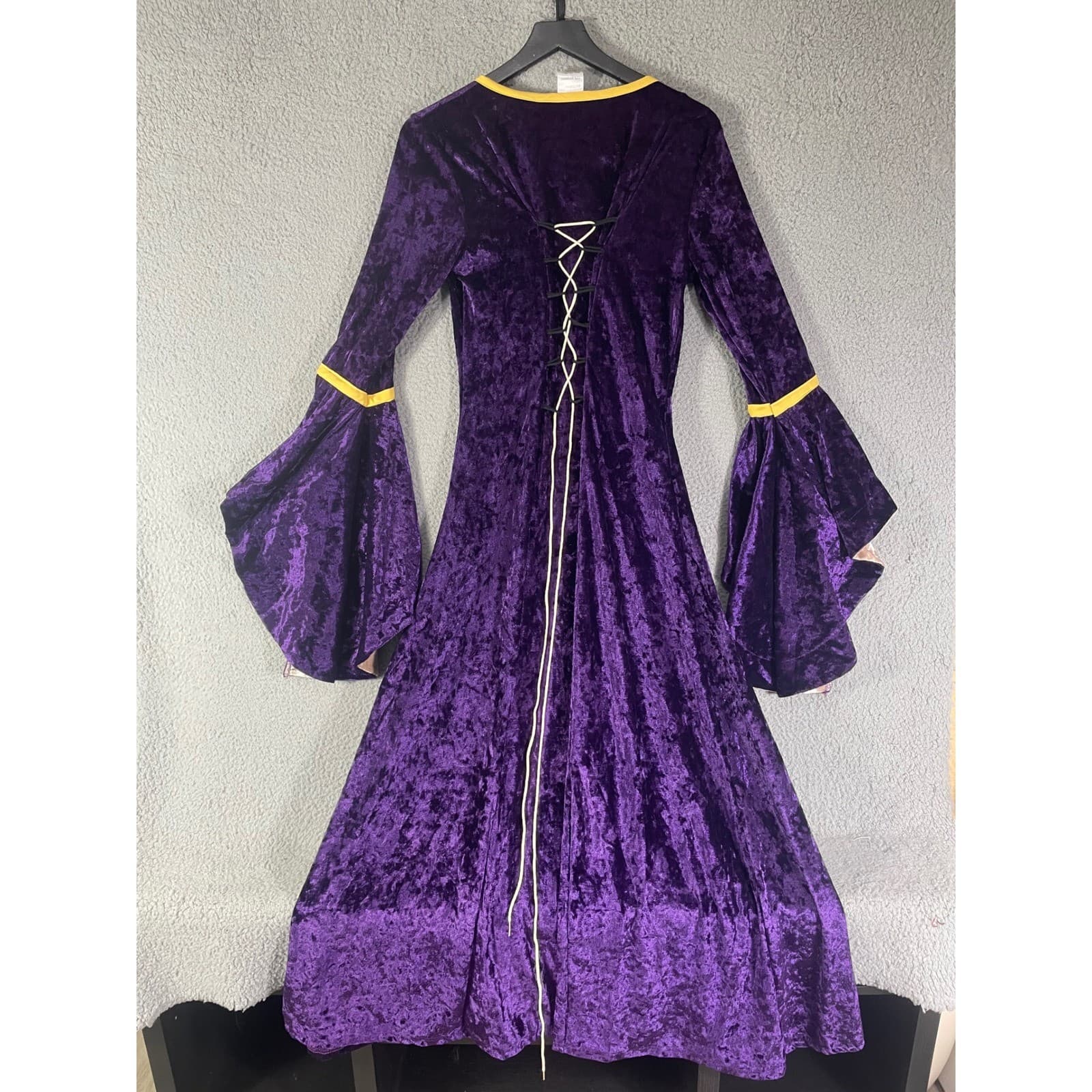 Renaissance Dress Medieval Gown Costume Purple Velvet Fair Sorceress Cosplay S - Thumbnail 7