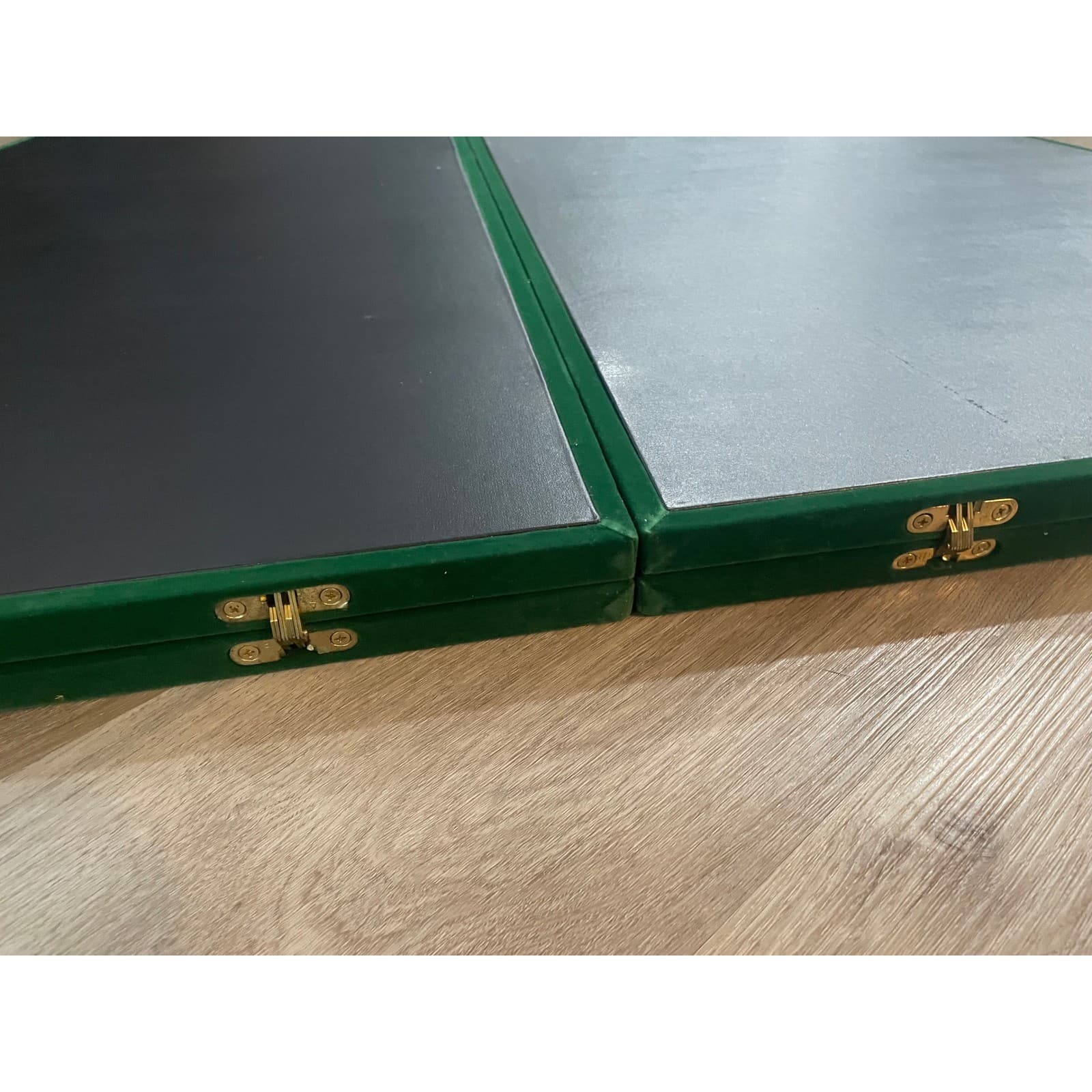 Vintage Marlboro Unlimited Folding Poker Table Top Compass 6 Player Travel Case - Thumbnail 14