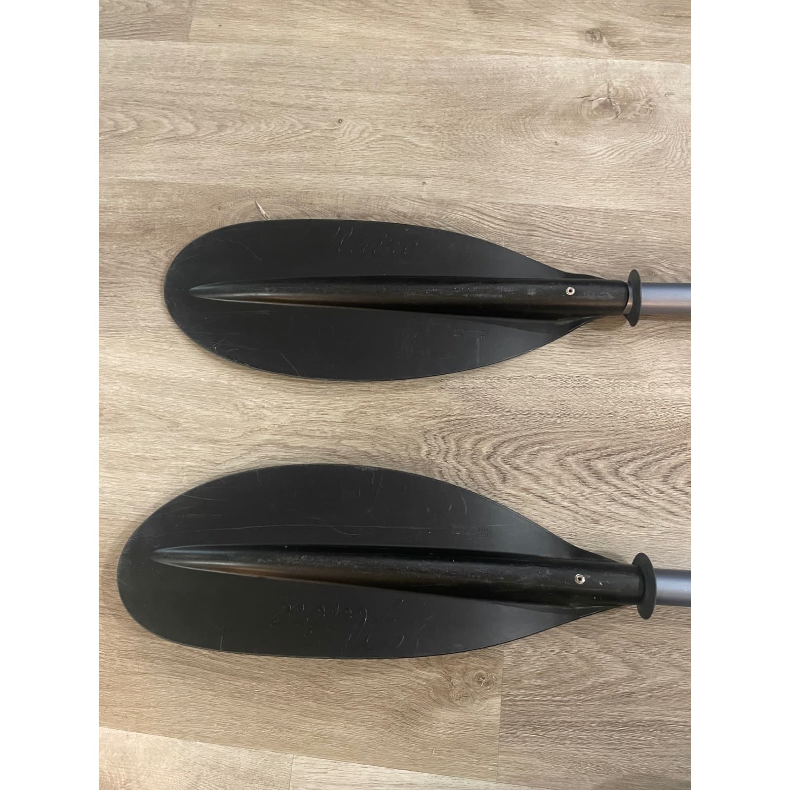 Aqua Bound Flaire 2 Pc Kayak Paddle 90.5" Black Asymmetrical Dihedral 230 cm - Thumbnail 4