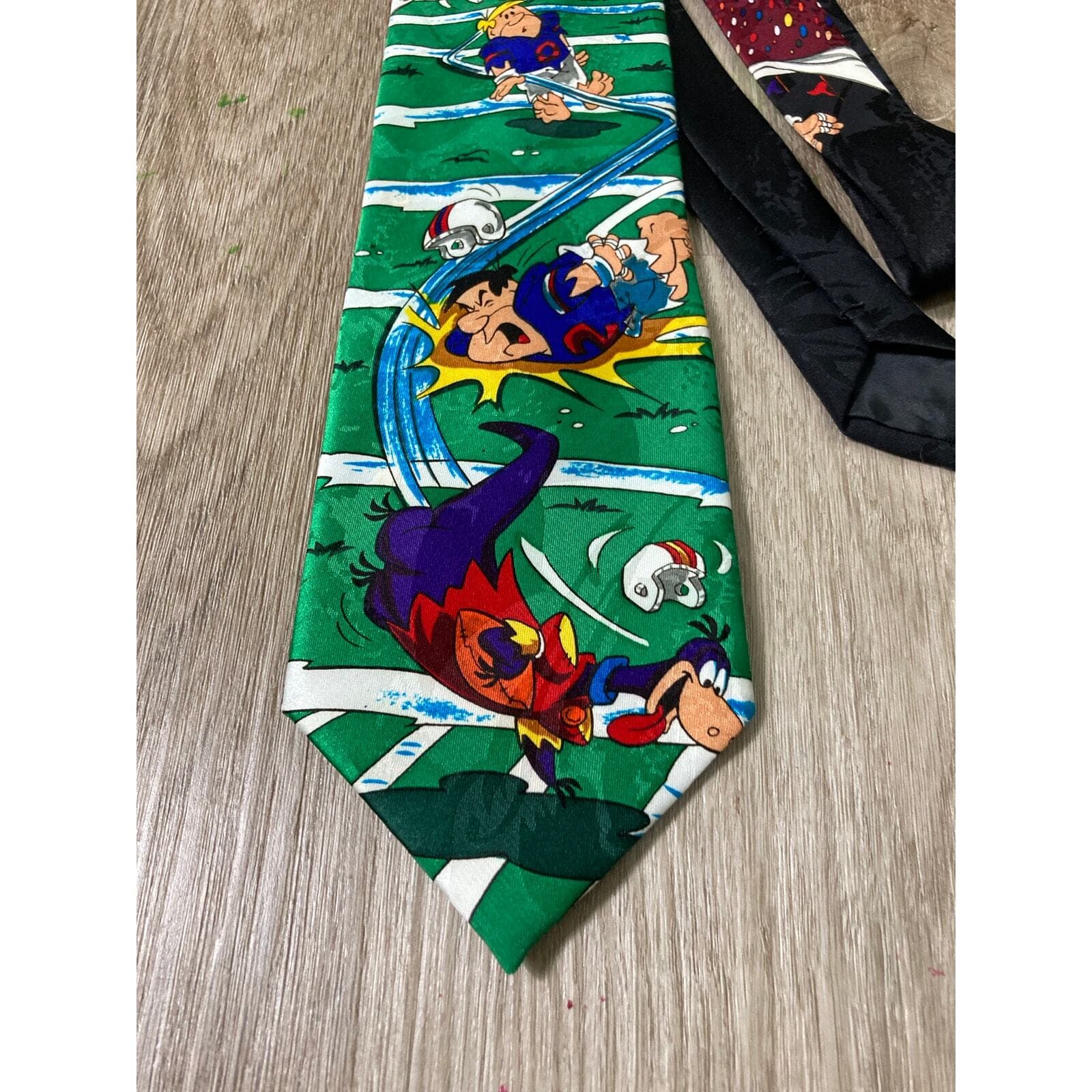 Vintage Hanna Barbera Fred Flintstone Men’s Novelty Necktie Multicolor Tie - Thumbnail 3