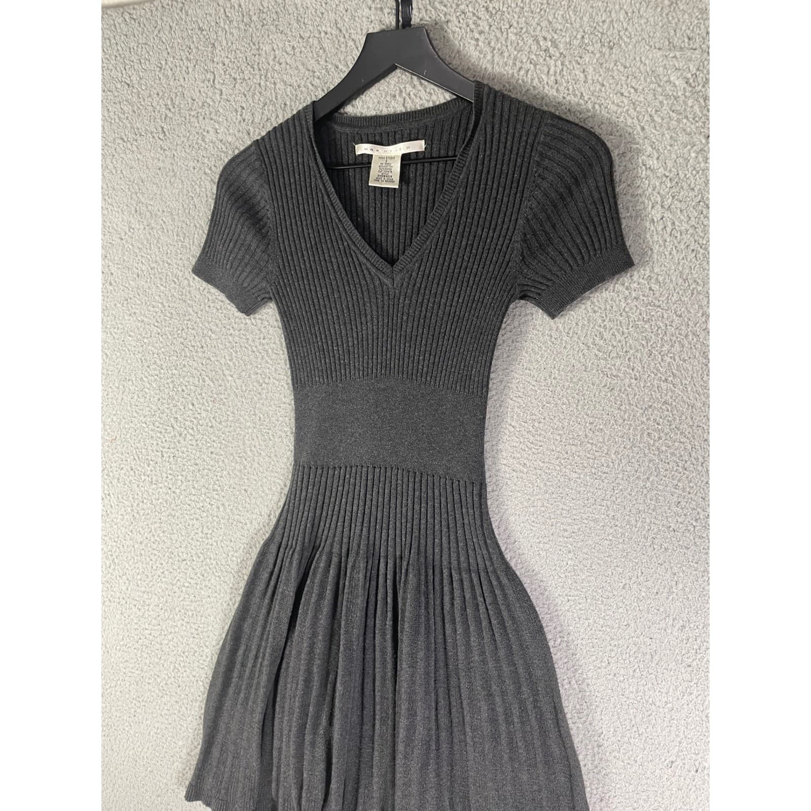 Max Studio Charcoal Grey Ribbed Knit V-Neck Fit and Flare Dress Small - Thumbnail 6