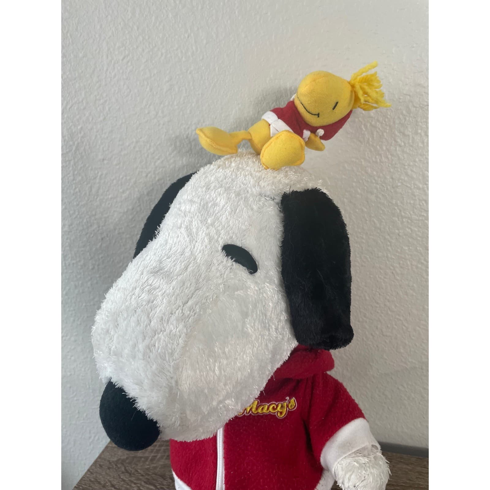 Vintage Snoopy Plush Woodstock Macys Red Jacket Peanuts 20 Inch United Feature - Thumbnail 6
