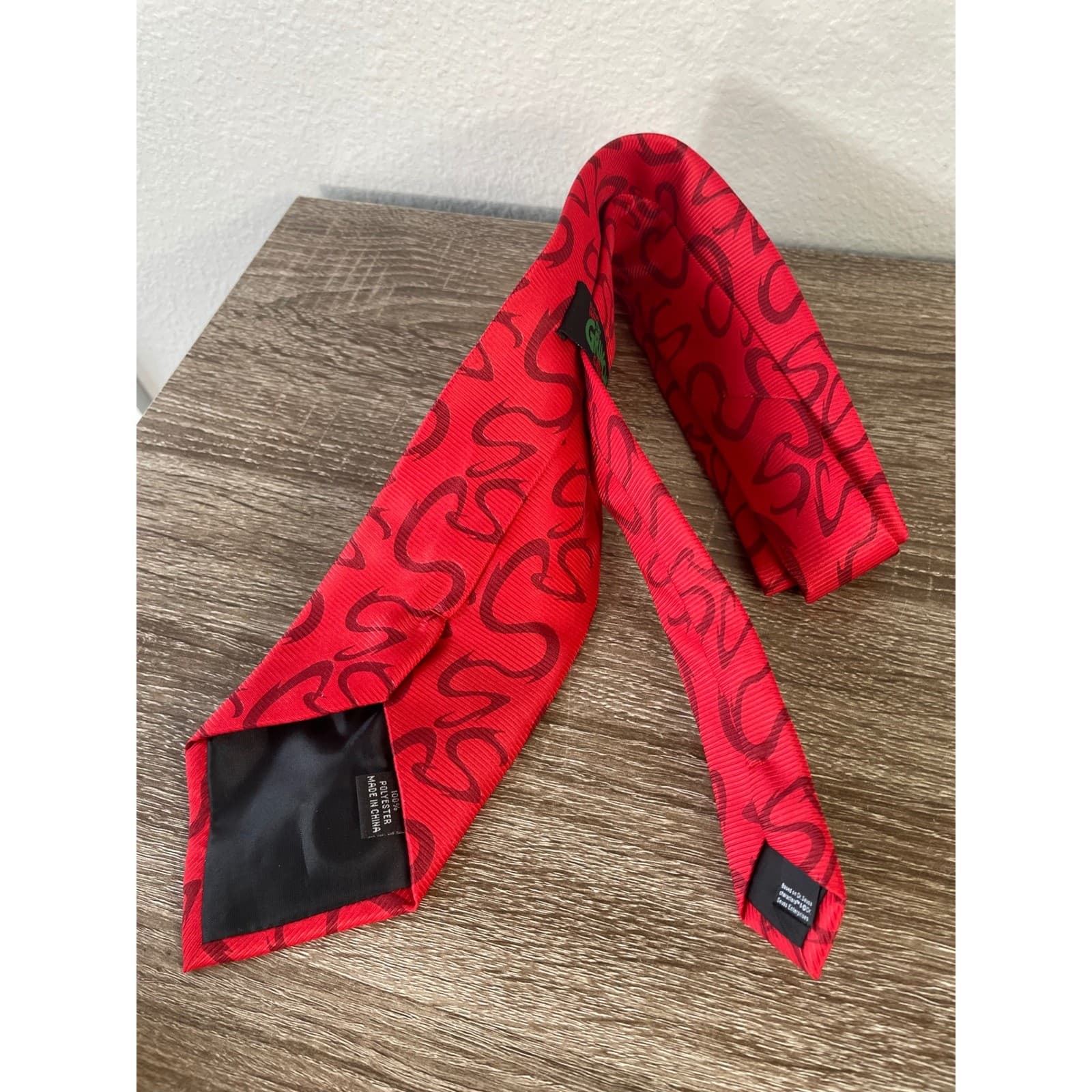 Dr Seuss How The Grinch Stole Christmas Mens Red Happy Wholidays Holiday Tie - Thumbnail 8