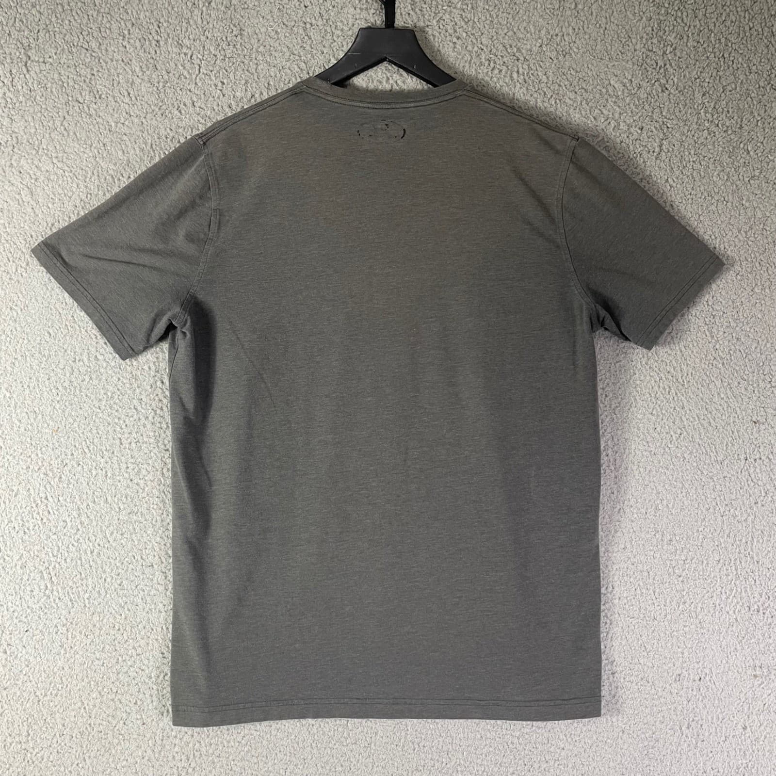 Under Armour HeatGear Men's Gray T-Shirt American Flag Logo Size Medium - Thumbnail 6