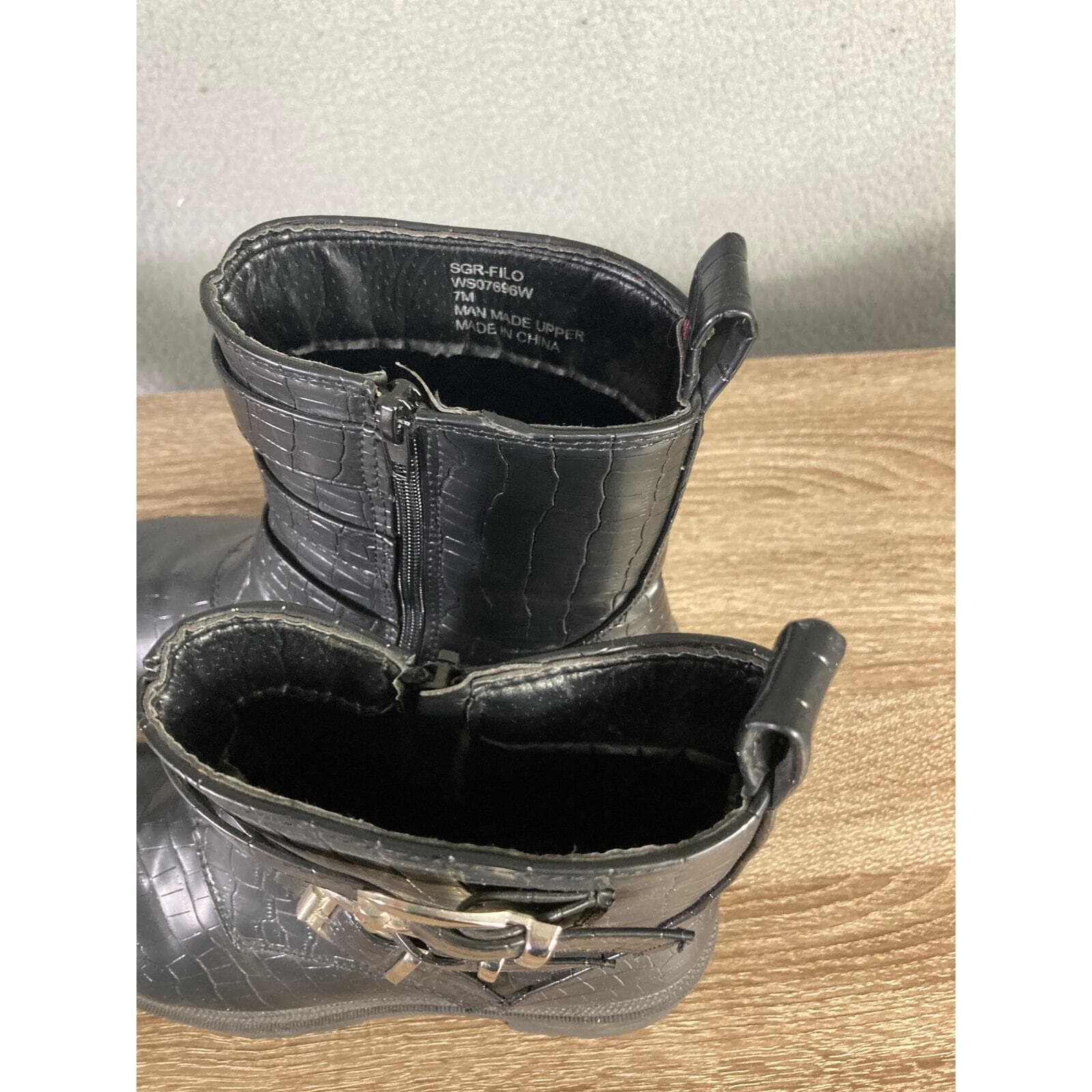 Sugar Women's Black Embossed Triple Buckle Combat Boots 7M - Thumbnail 12