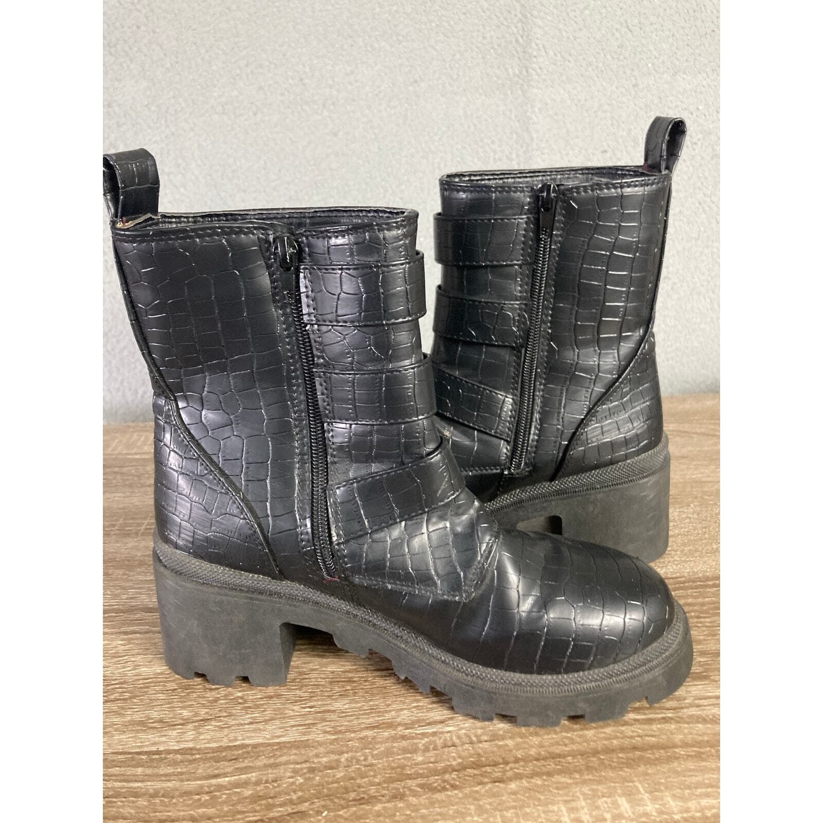Sugar Women's Black Embossed Triple Buckle Combat Boots 7M - Thumbnail 9