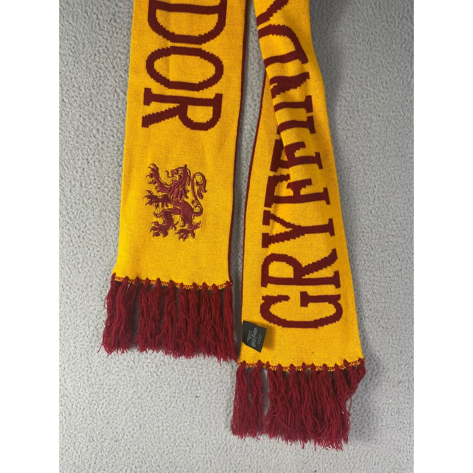 Harry Potter Gryffindor Scarves Lot 2 Universal Studios Wizarding World Red Gold - Thumbnail 7