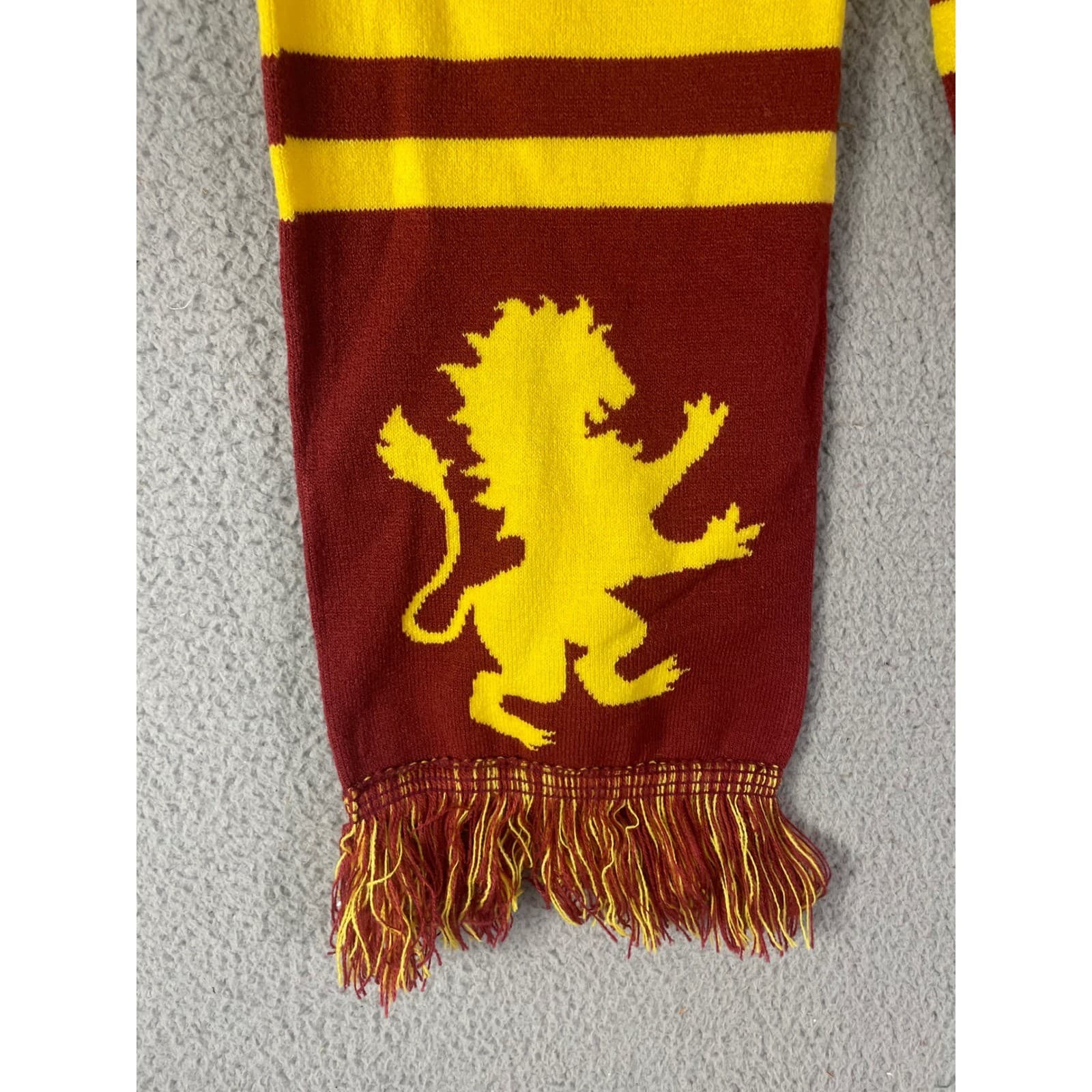 Harry Potter Gryffindor Scarves Lot 2 Universal Studios Wizarding World Red Gold - Thumbnail 8