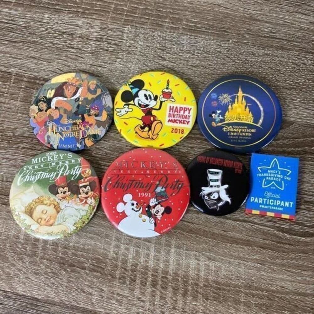 VTG 90s Mickey Christmas Party Pins Disney World Lot WDW BUTTONS - Thumbnail 3