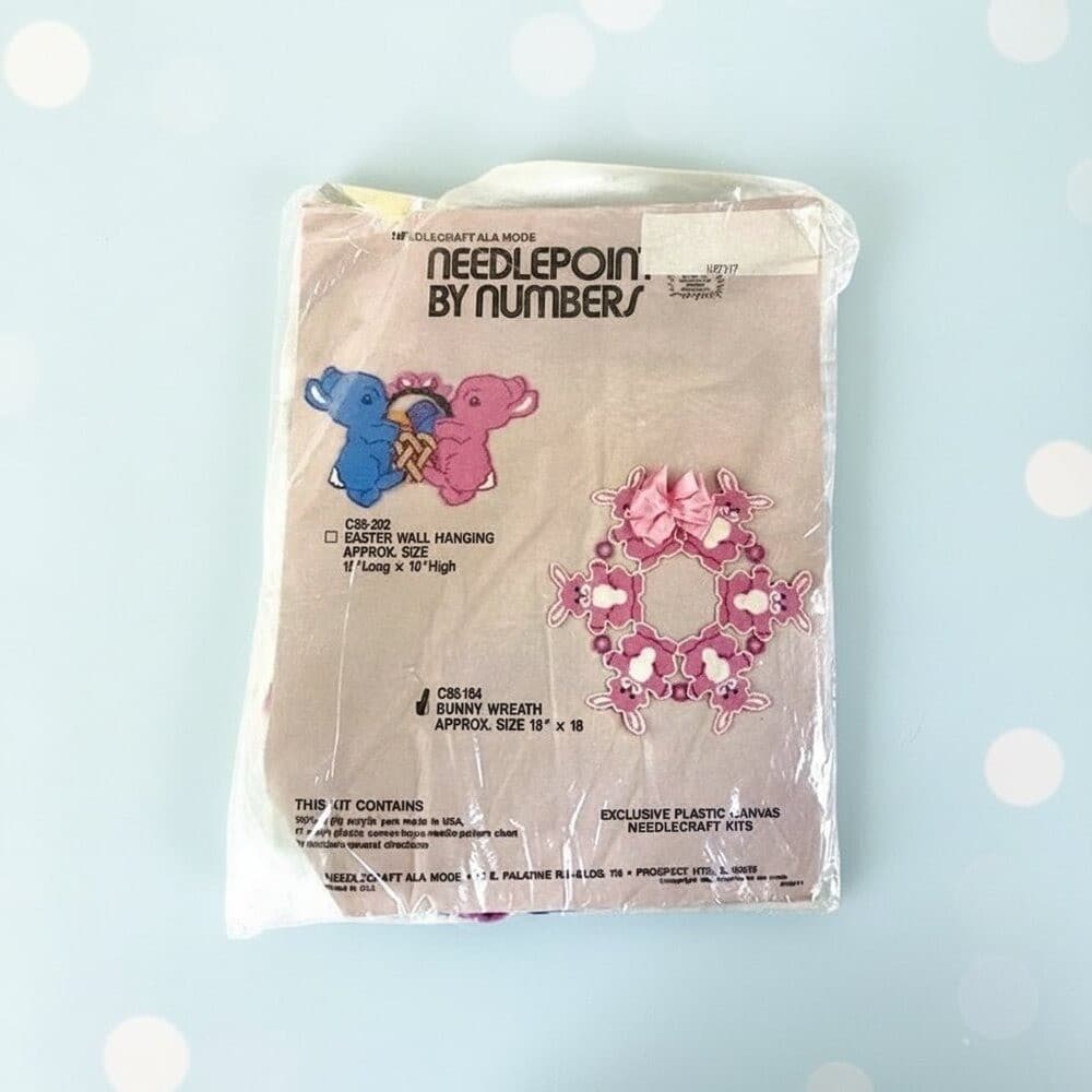Vintage 1988 Ala Mode Needlepoint Bunny Easter Wreath Plastic Canvas Kit C85184 - Thumbnail 14