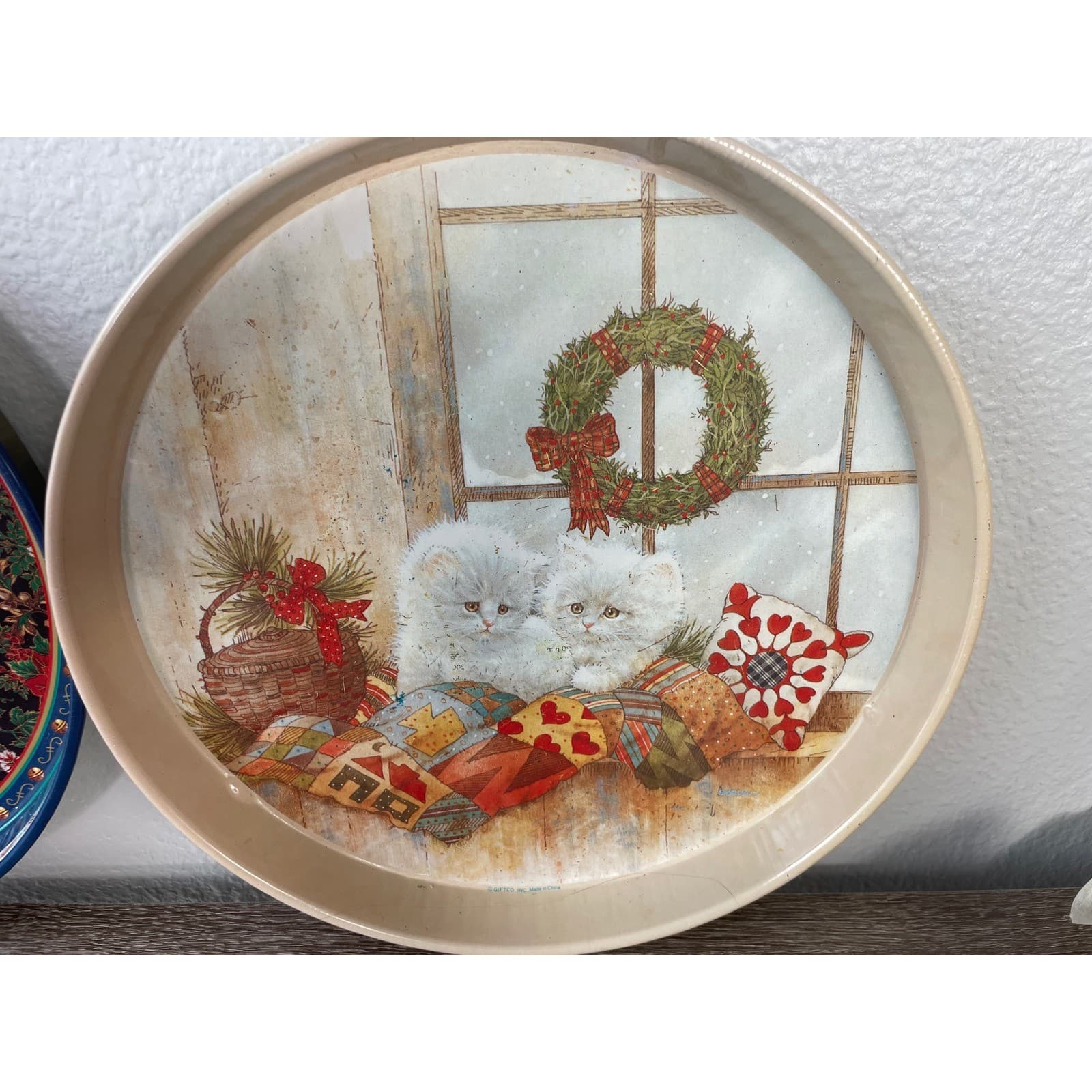 Vintage Christmas Tin Tray Set 2 Santa Kittens Purrfect Holiday Retro Decor 90s - Thumbnail 7
