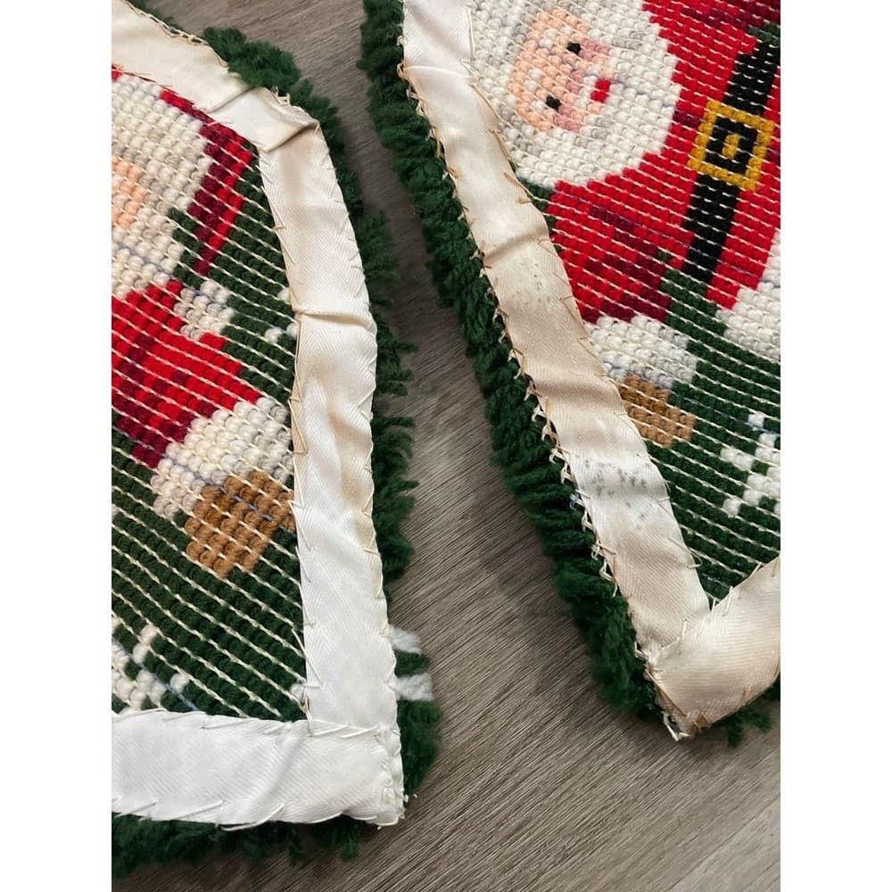Vintage Latch Hook Christmas Tree Skirt Santa Claus Snowflake Handmade Decor - Thumbnail 11