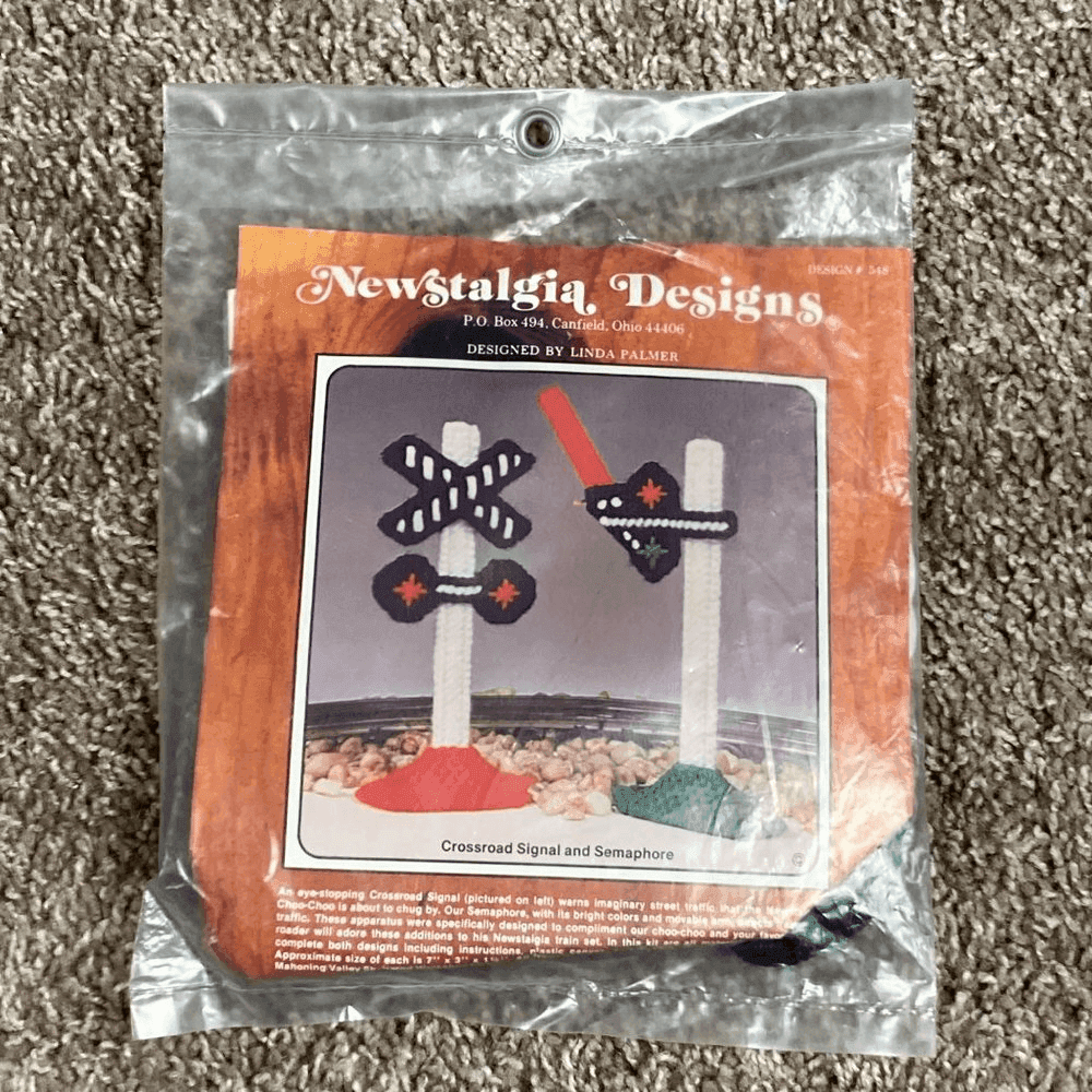 Vintage 1970s Needlepoint Wall Art Railroad Signal Semaphore Framed Textile Art - Thumbnail 4