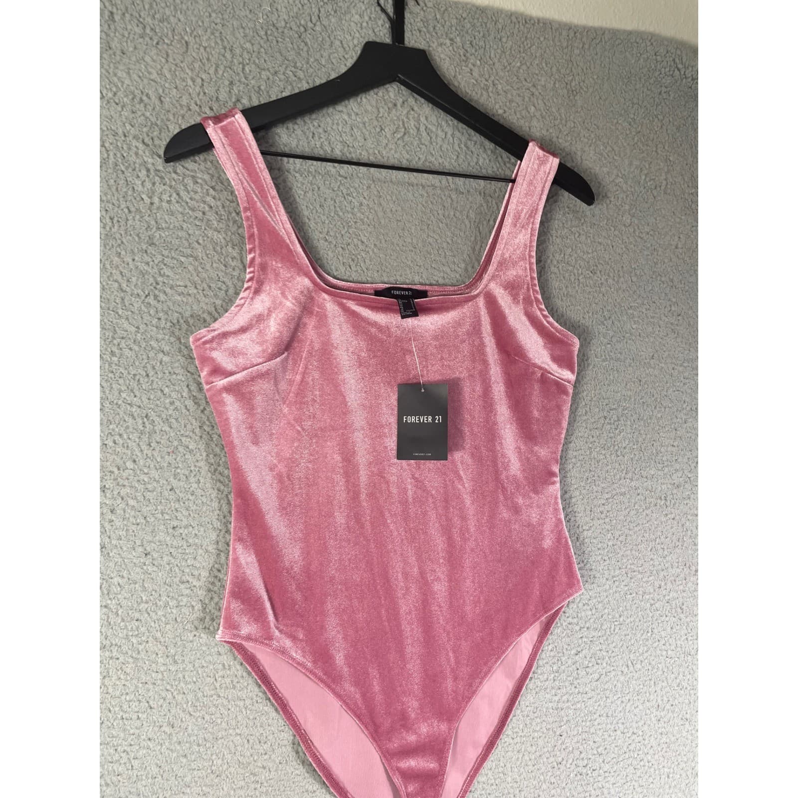 Forever 21 Velvet Bodysuit Womens L Pink Velour Square Neck NWT Top - Thumbnail 4